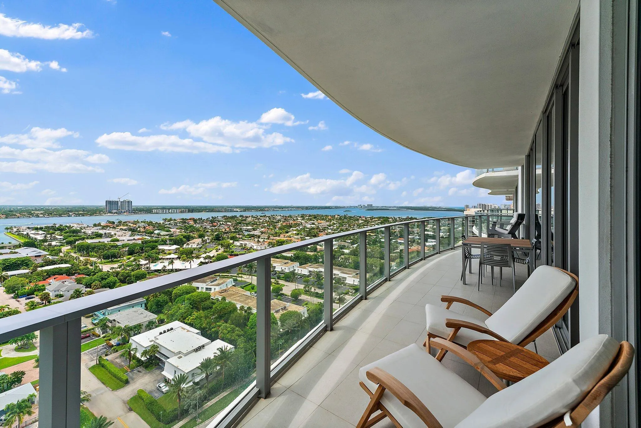 3100 N Ocean Drive, #1906