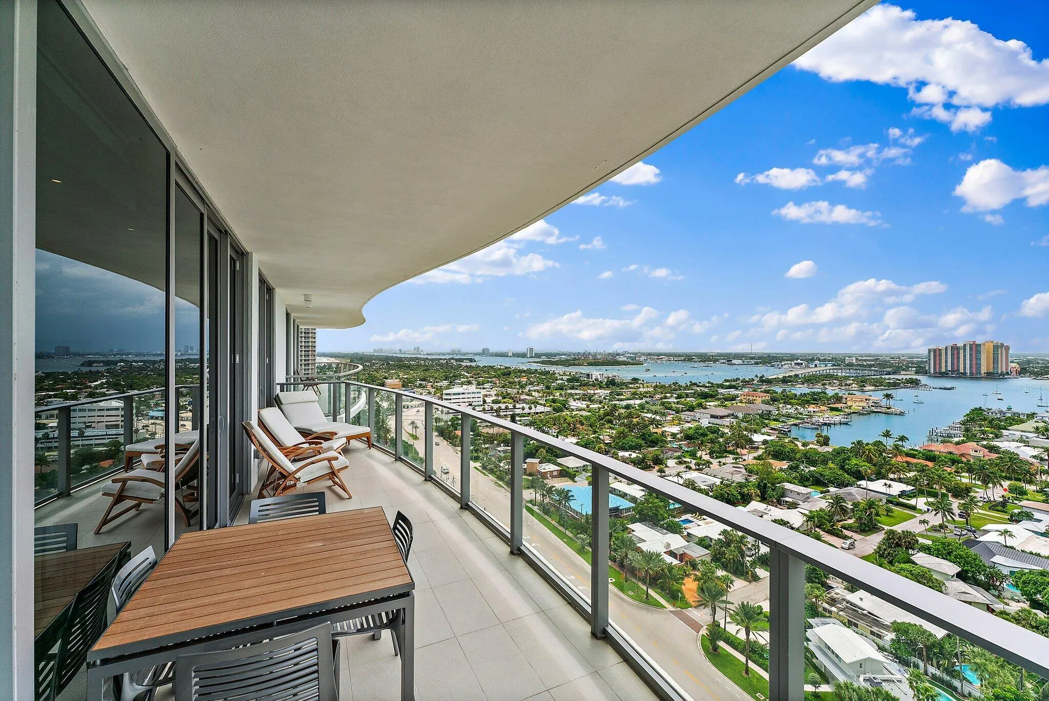 3100 N Ocean Drive, #1906