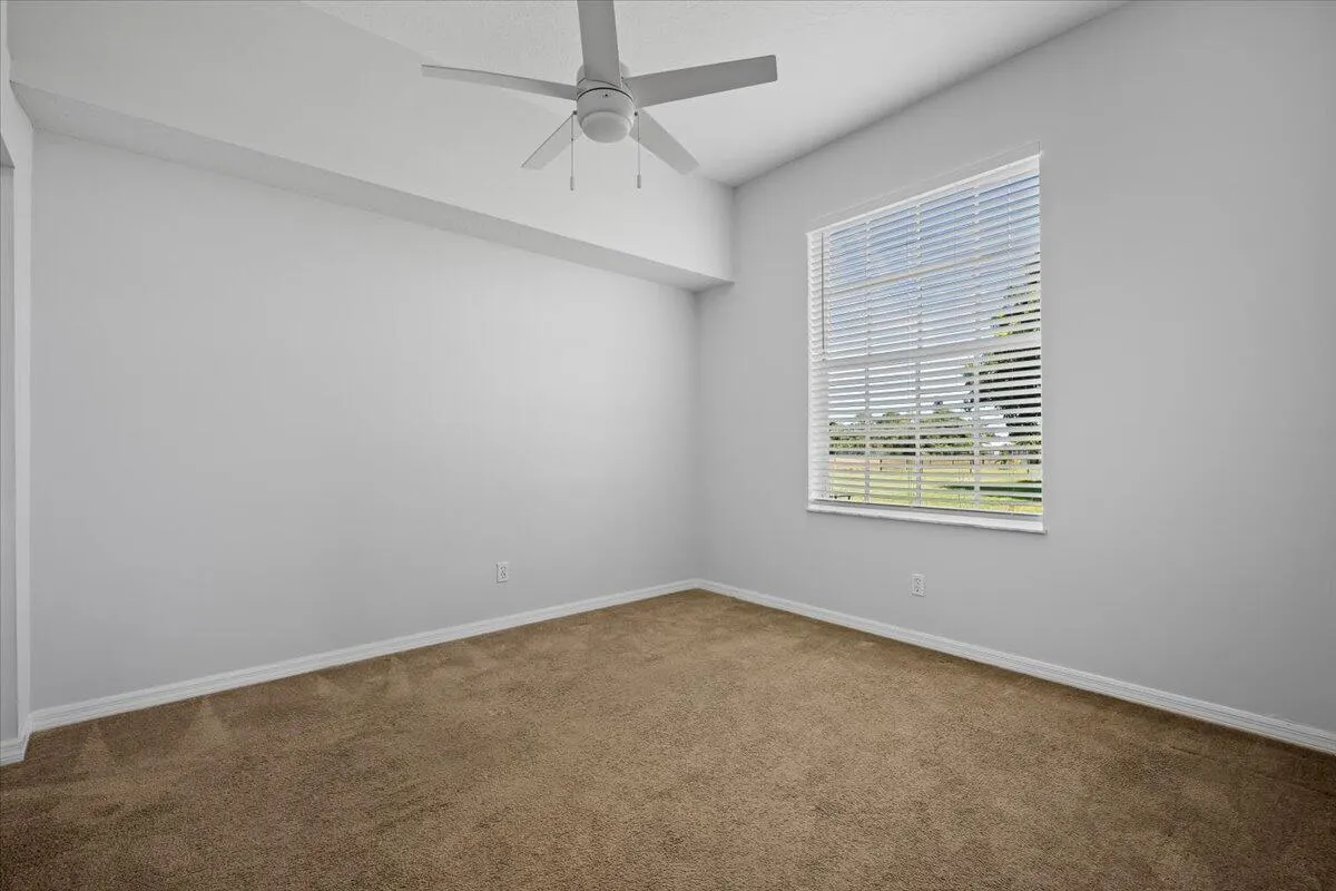230 SW Ridgecrest Drive