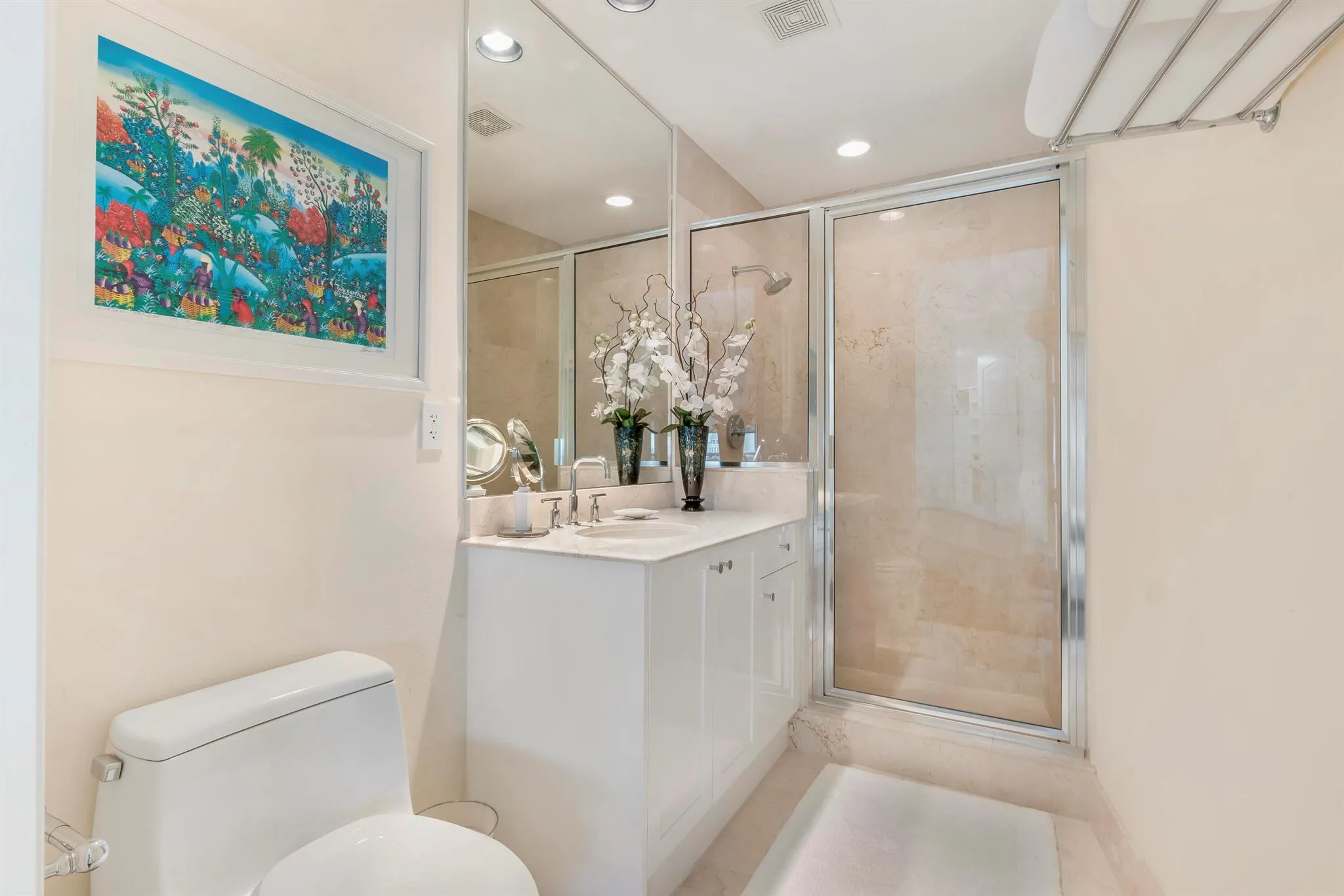 201 S Narcissus Avenue, #806