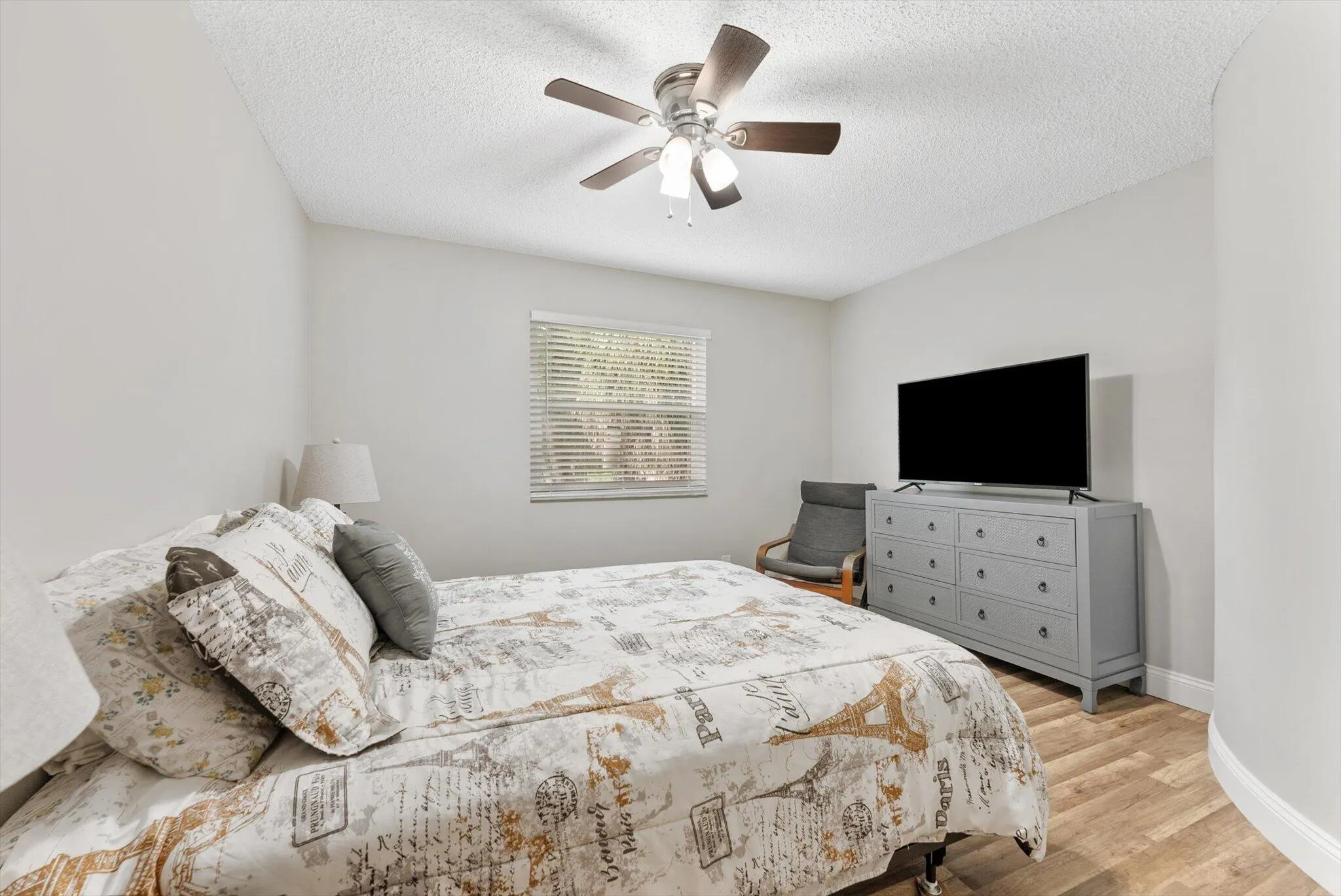 5185 NW 52nd Street