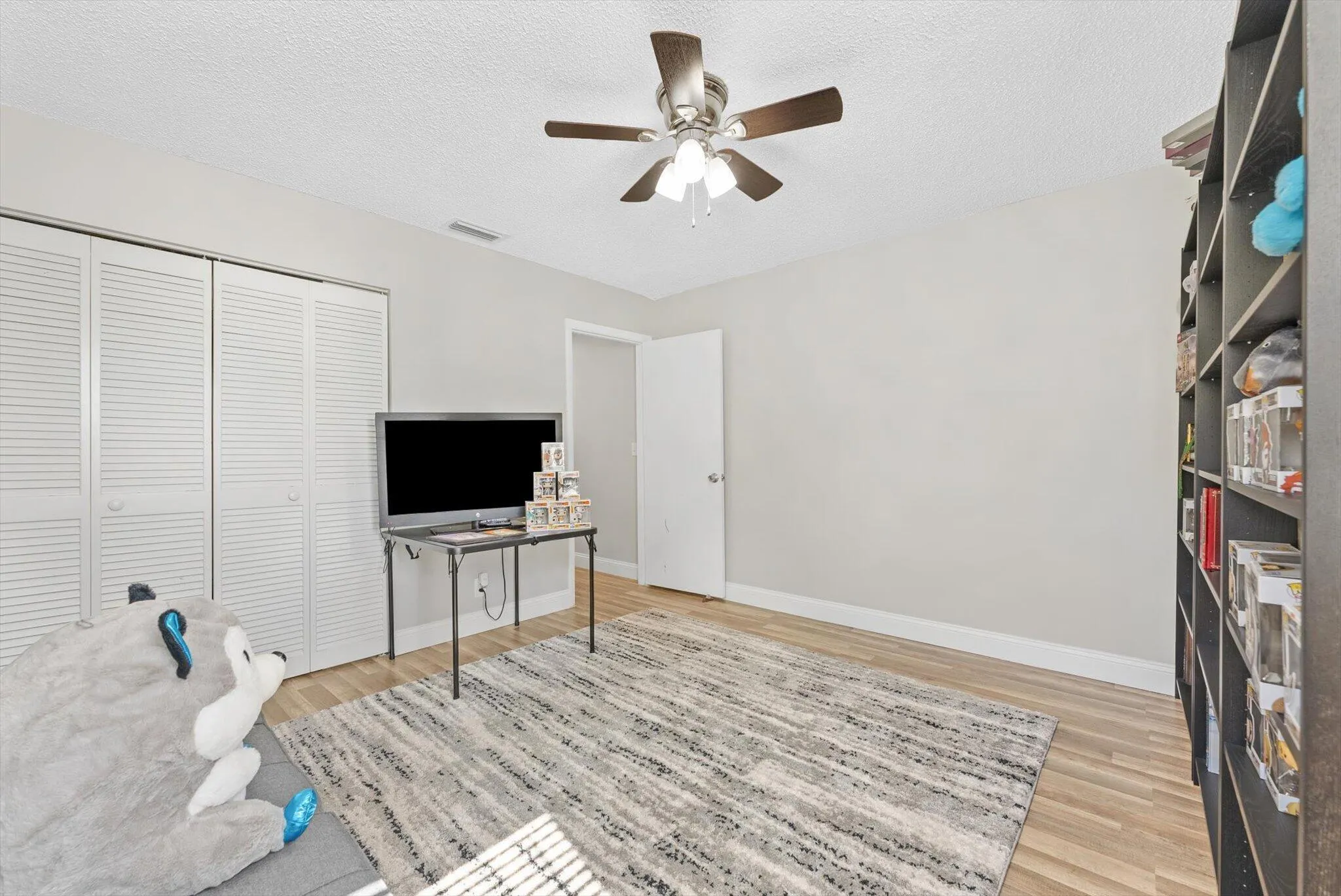 5185 NW 52nd Street