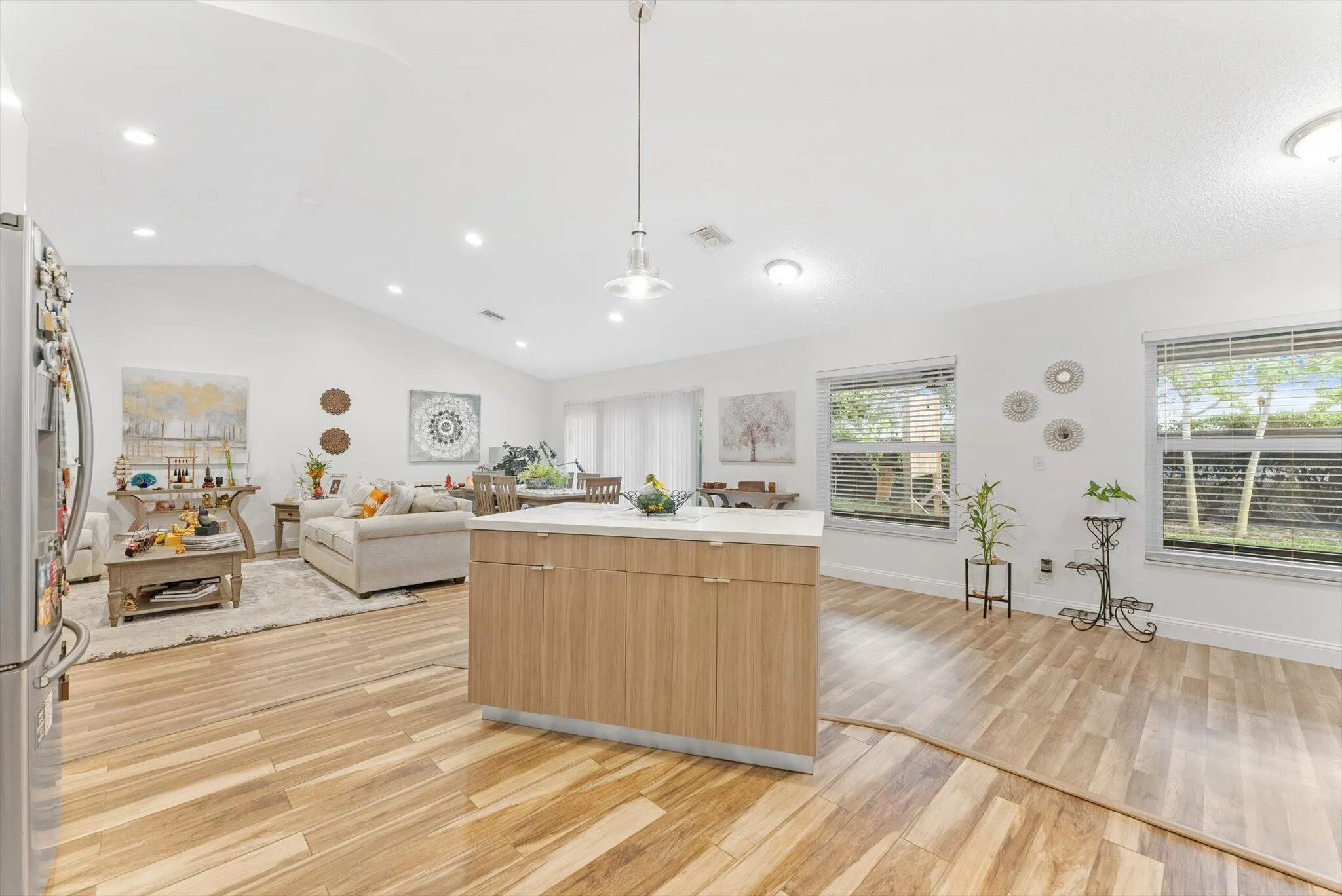 5185 NW 52nd Street