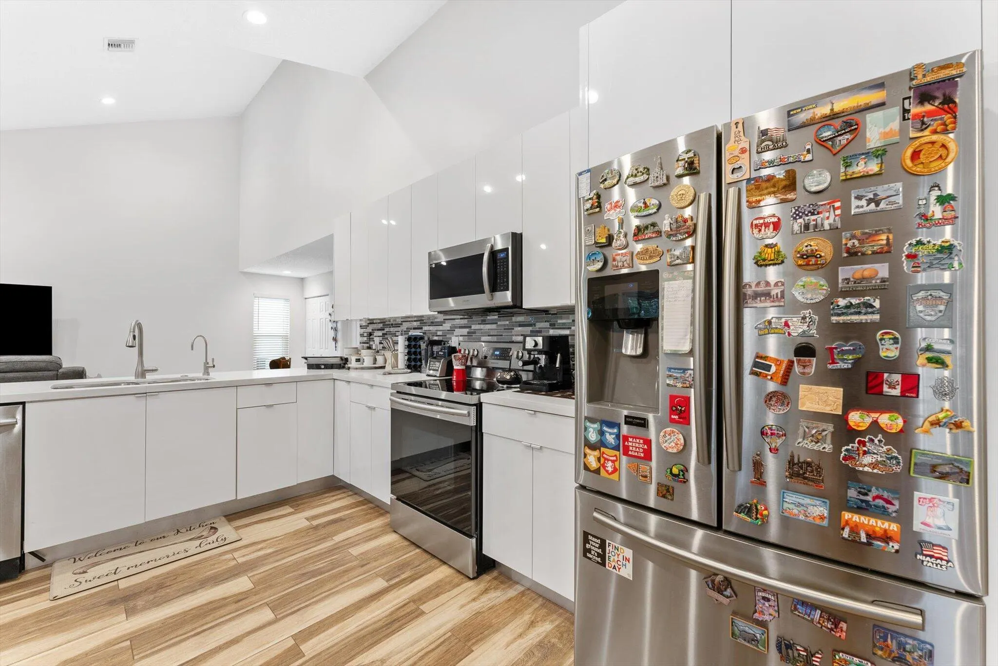 5185 NW 52nd Street