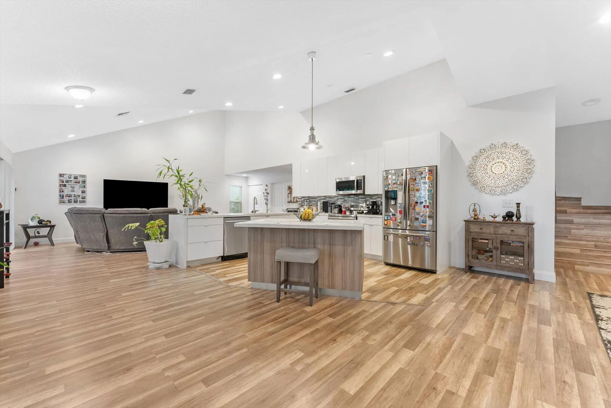 5185 NW 52nd Street
