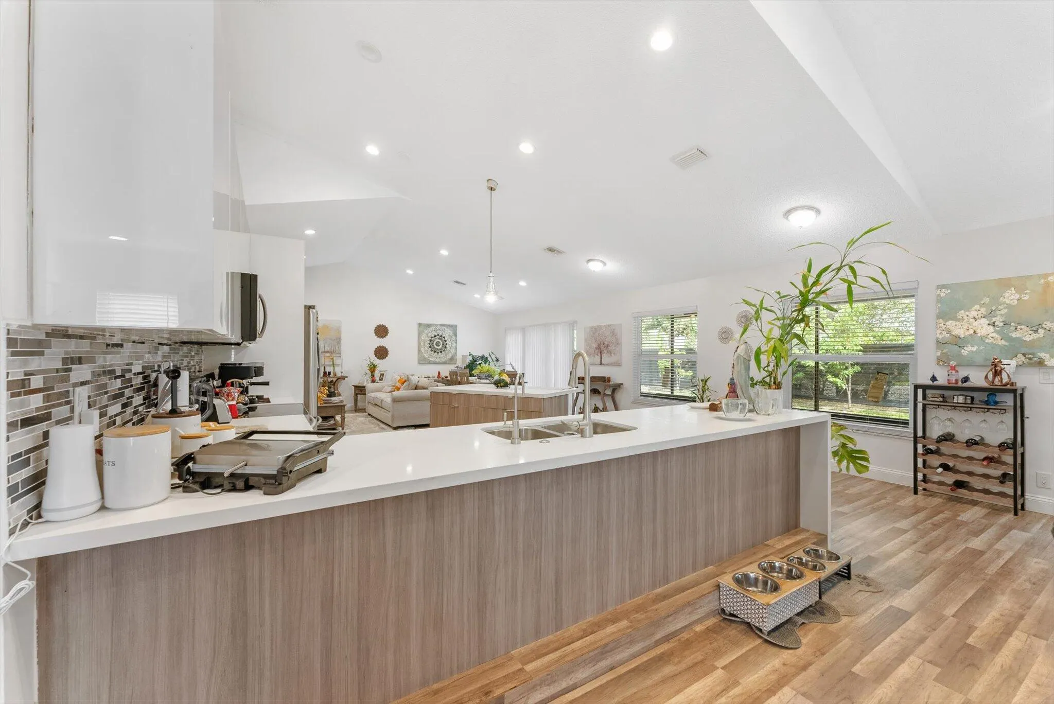 5185 NW 52nd Street