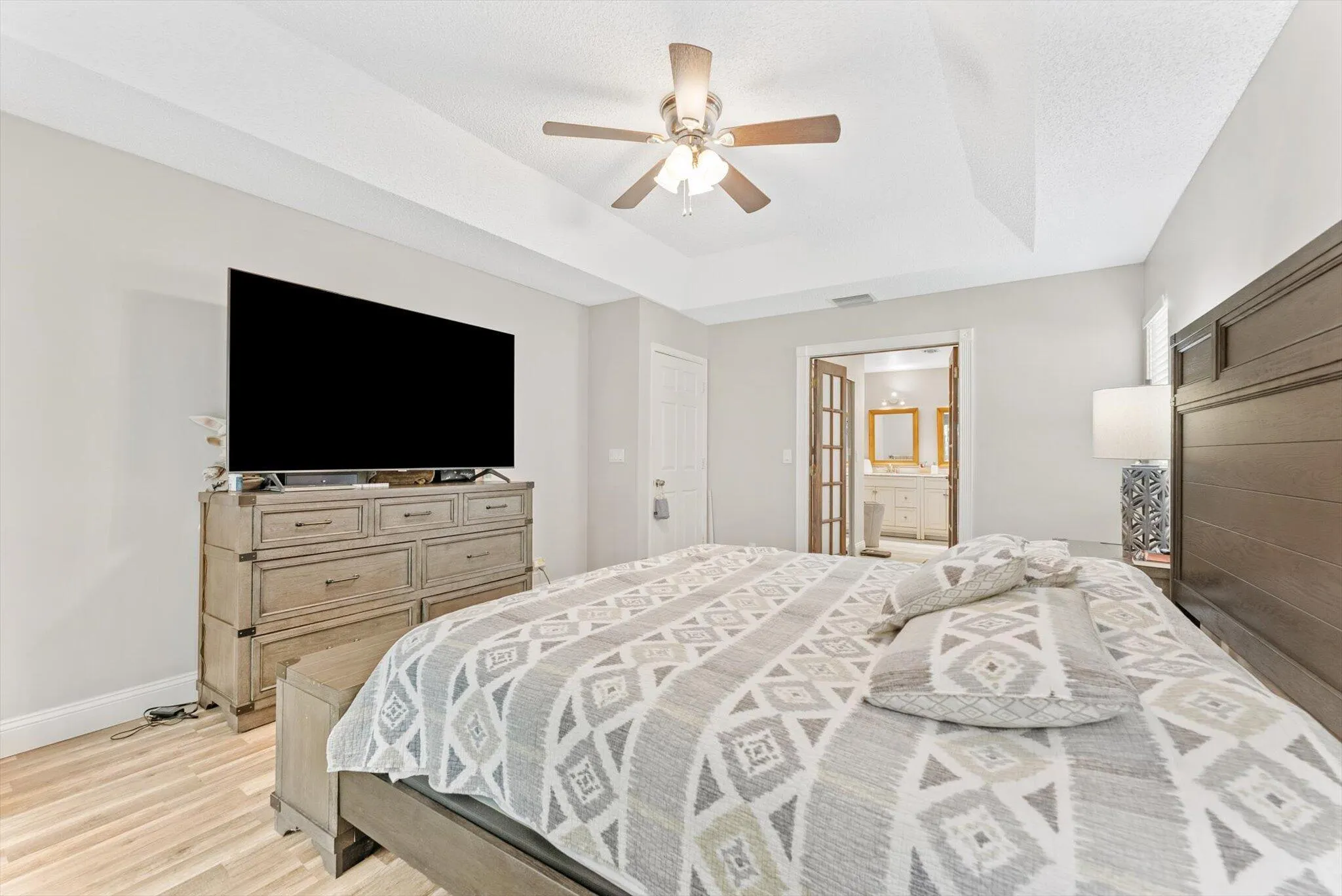 5185 NW 52nd Street