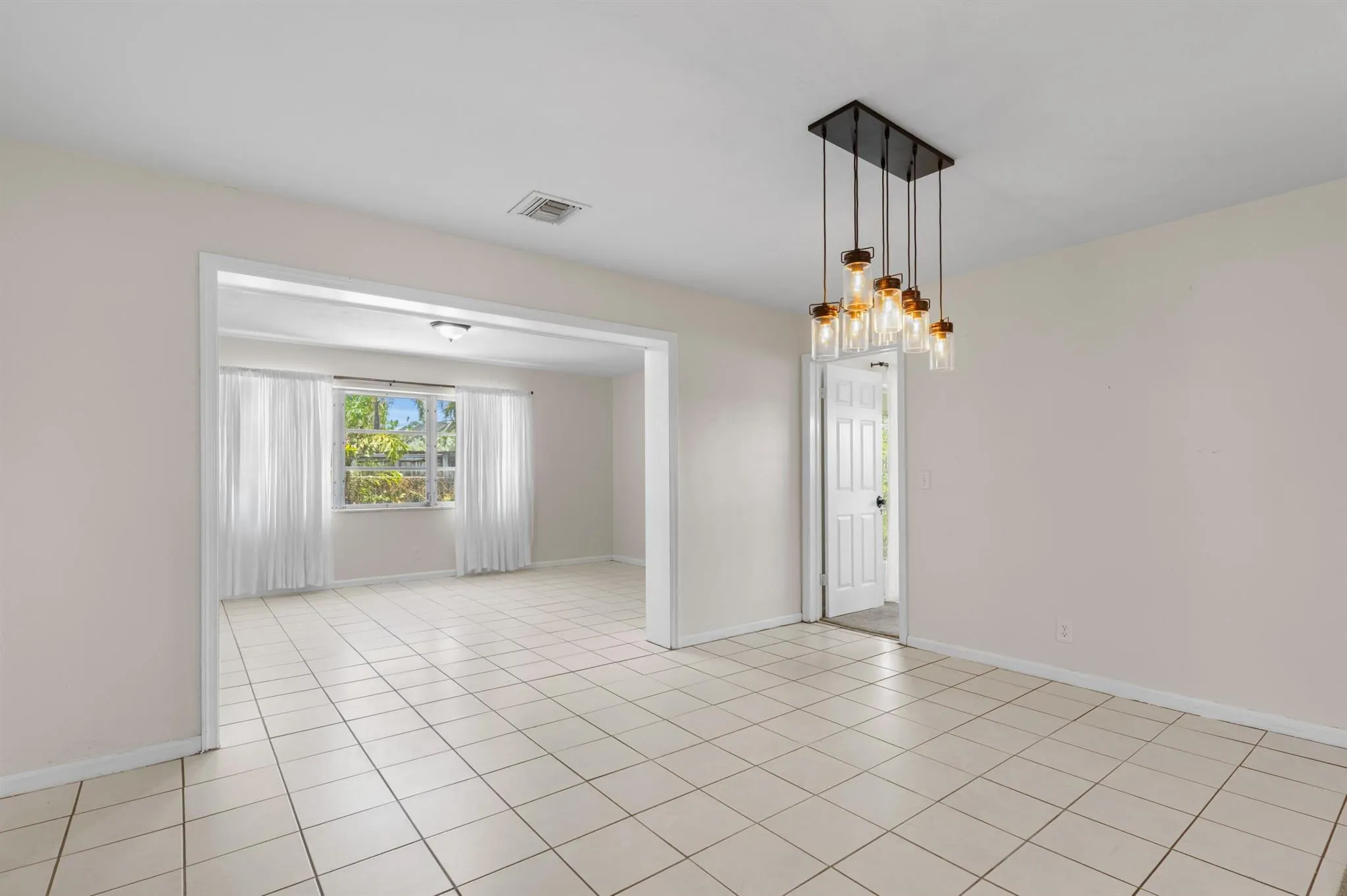 2538 SW 13th Court