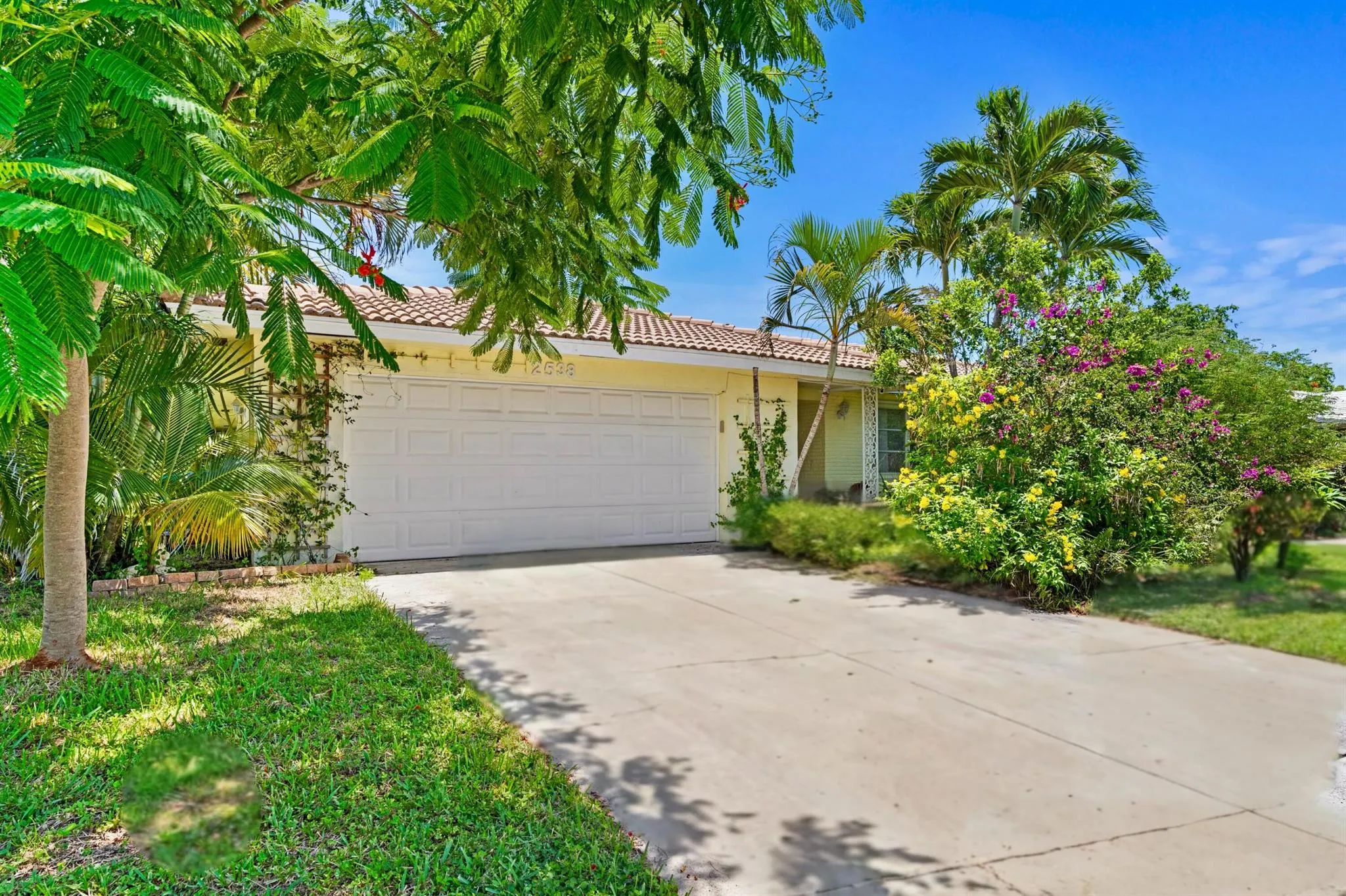 2538 SW 13th Court