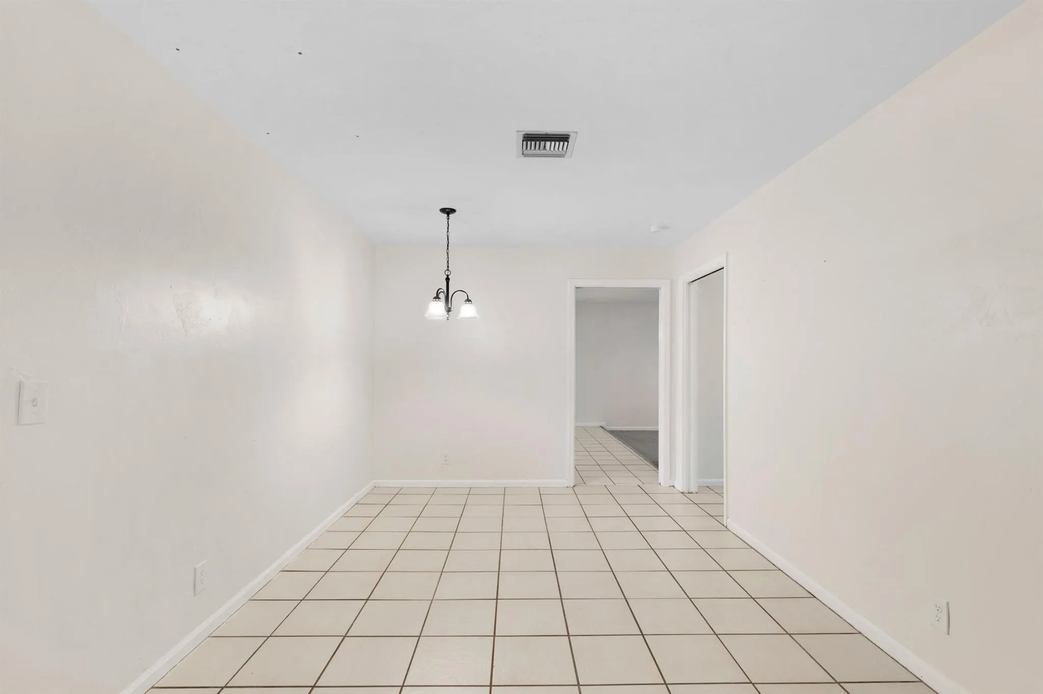2538 SW 13th Court