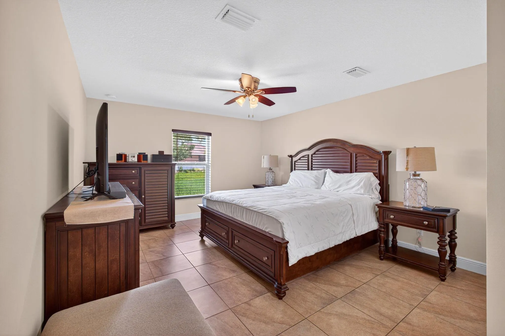 2614 SW Fairgreen Road