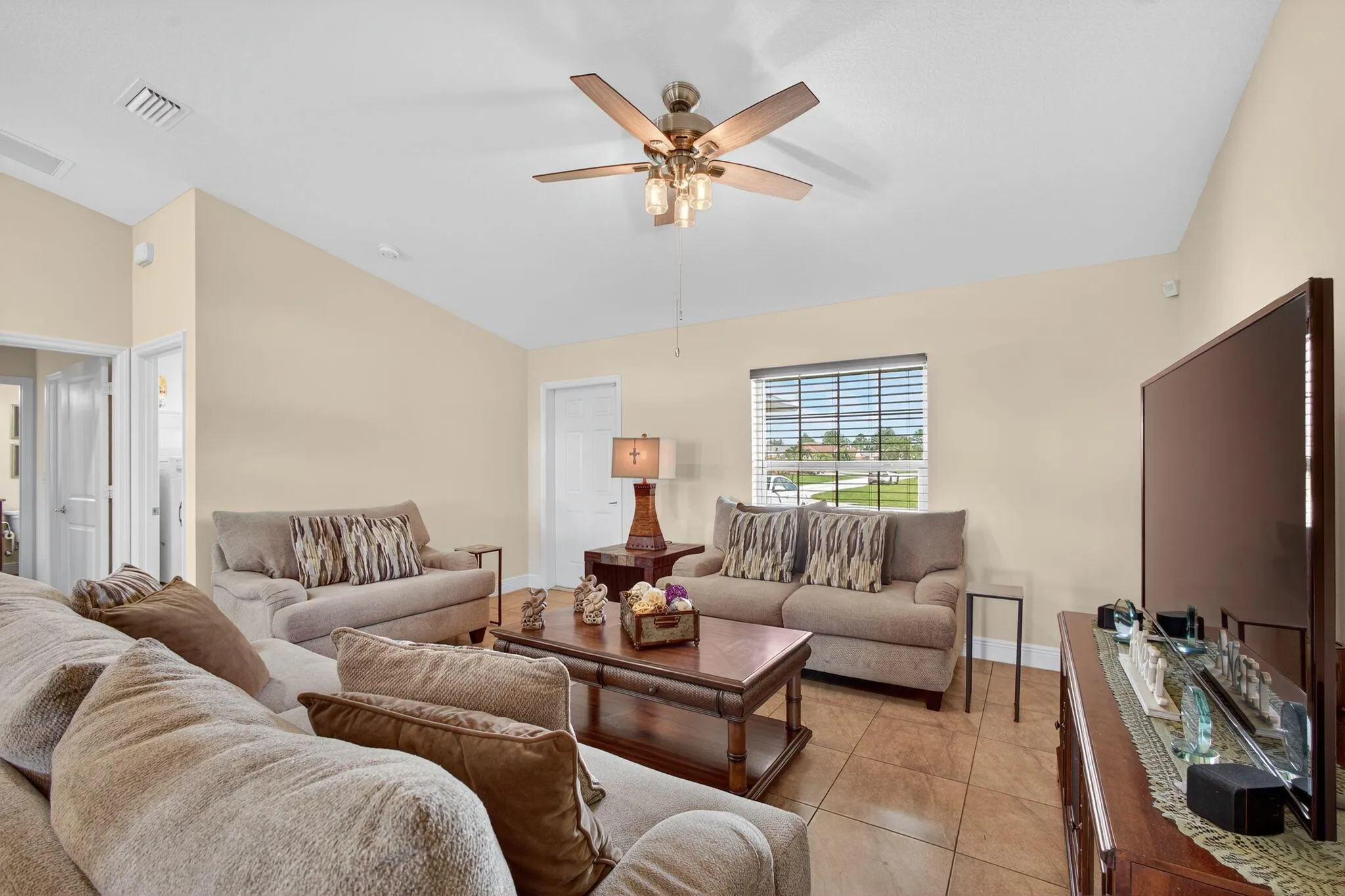 2614 SW Fairgreen Road