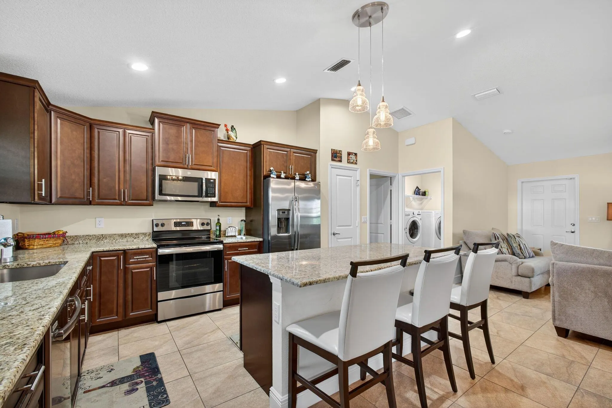 2614 SW Fairgreen Road