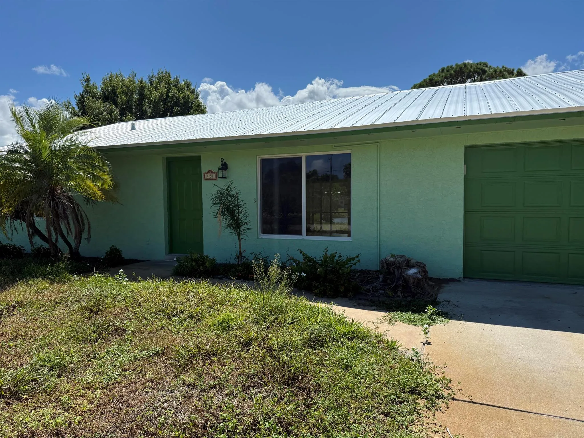 431 NE Julia Court