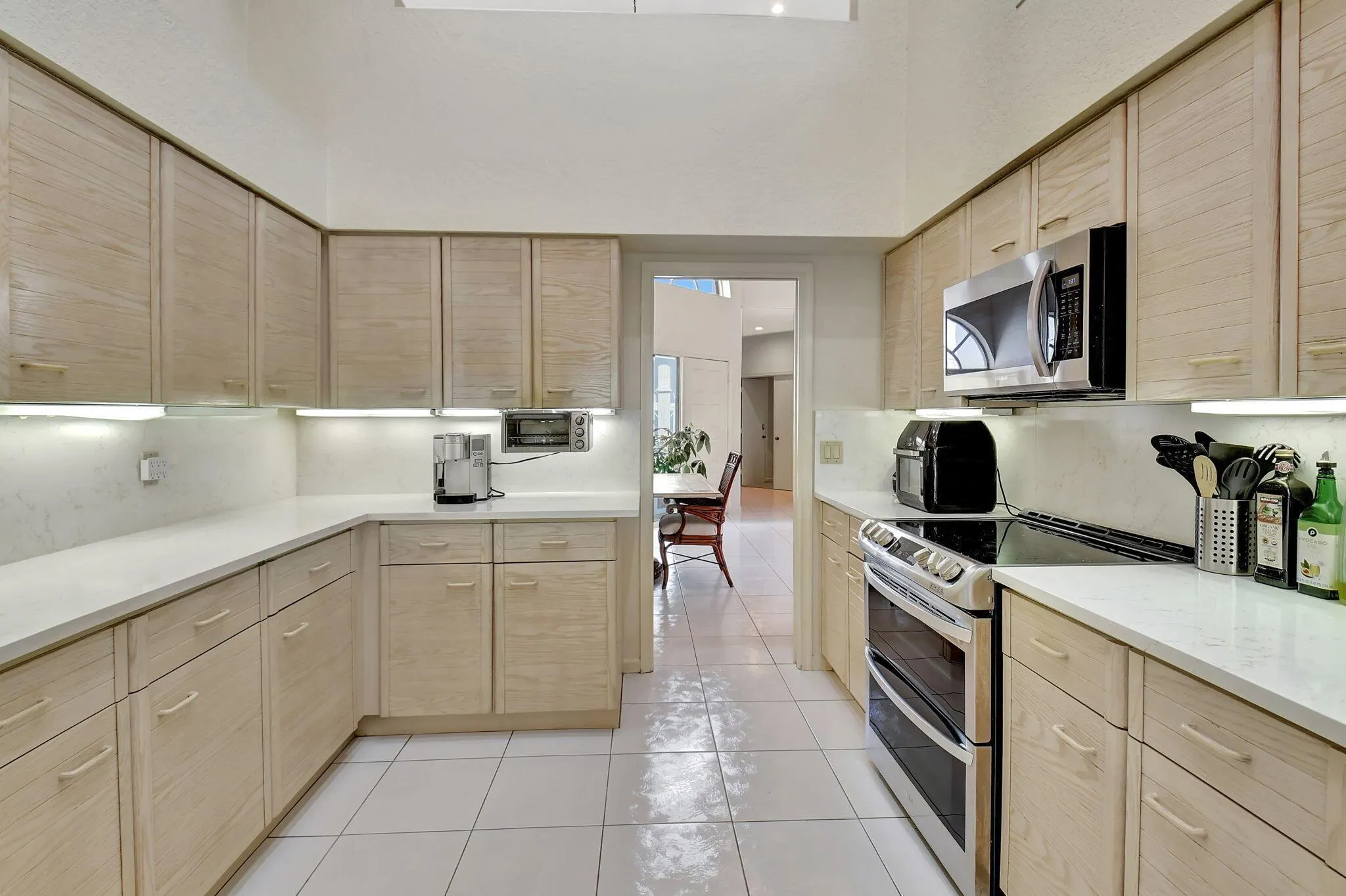2462 NW 66th Drive