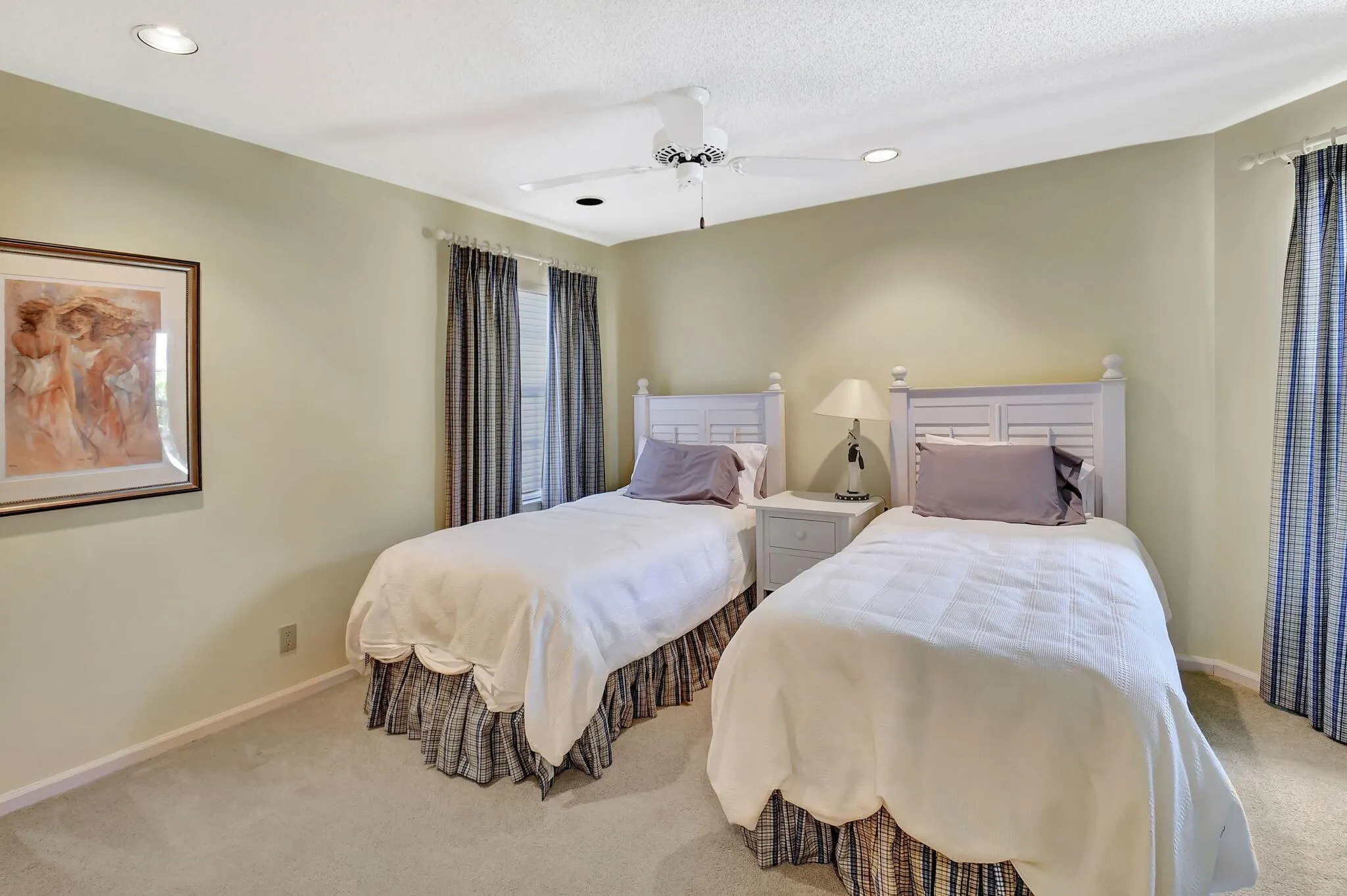 2462 NW 66th Drive