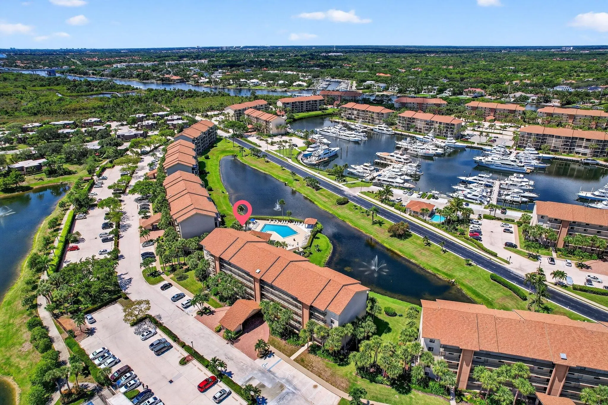 601 Seafarer Circle, #201