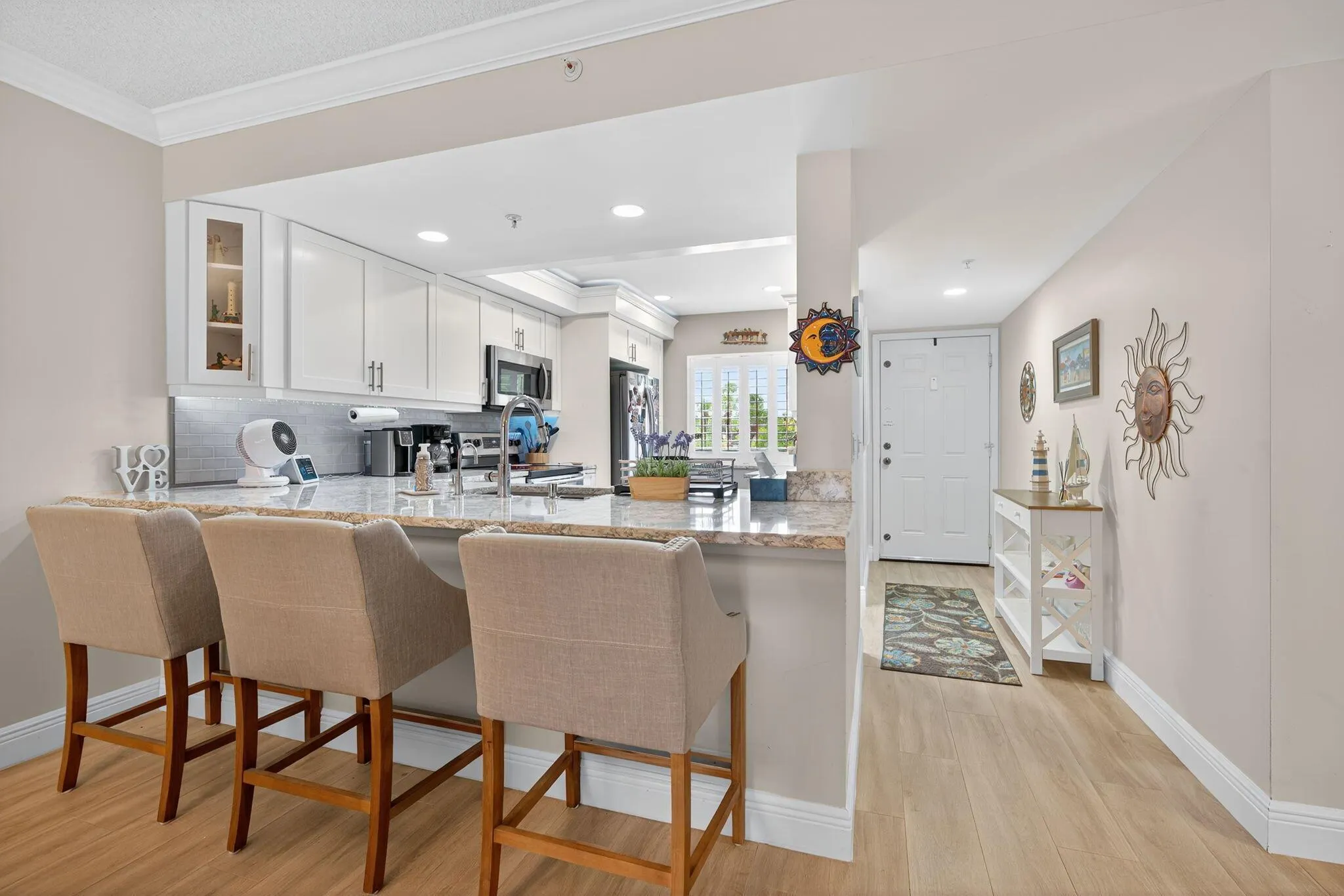 601 Seafarer Circle, #201