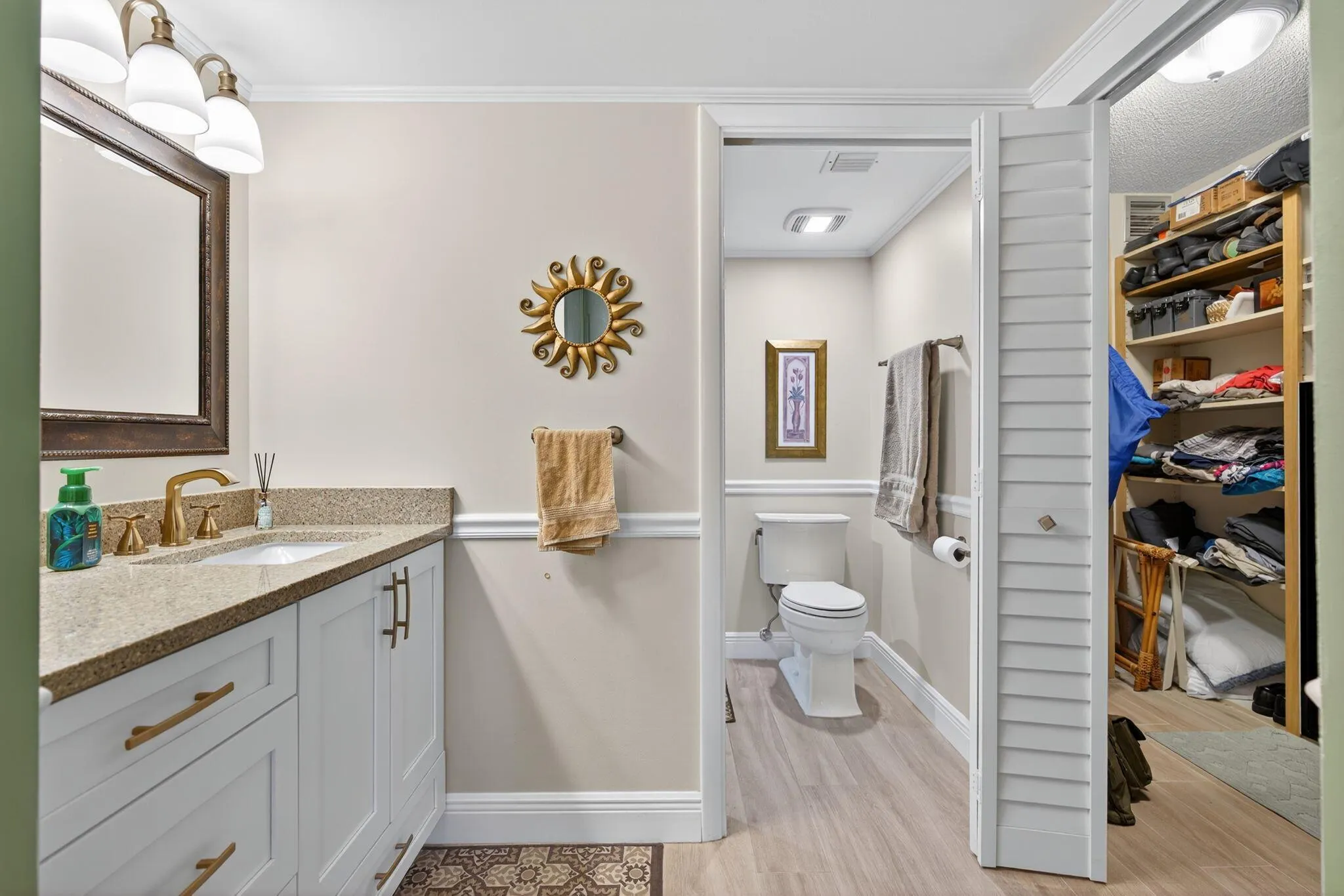 601 Seafarer Circle, #201