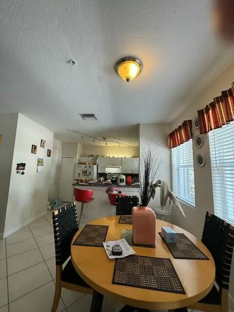 2105 Shoma Drive, #124