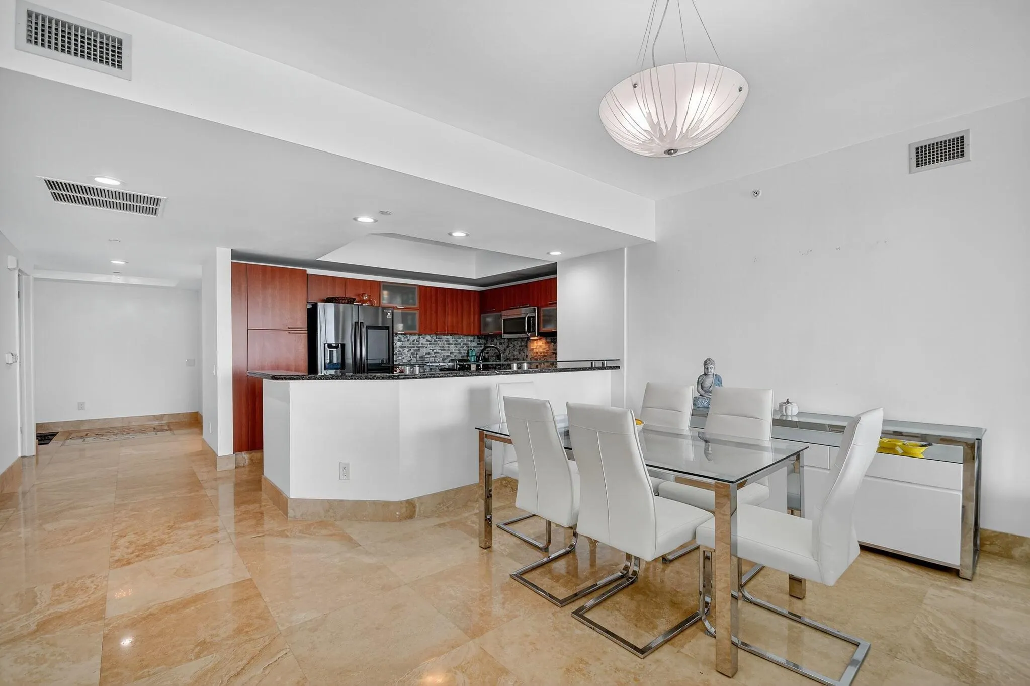 2640 Lake Shore Drive, #1710