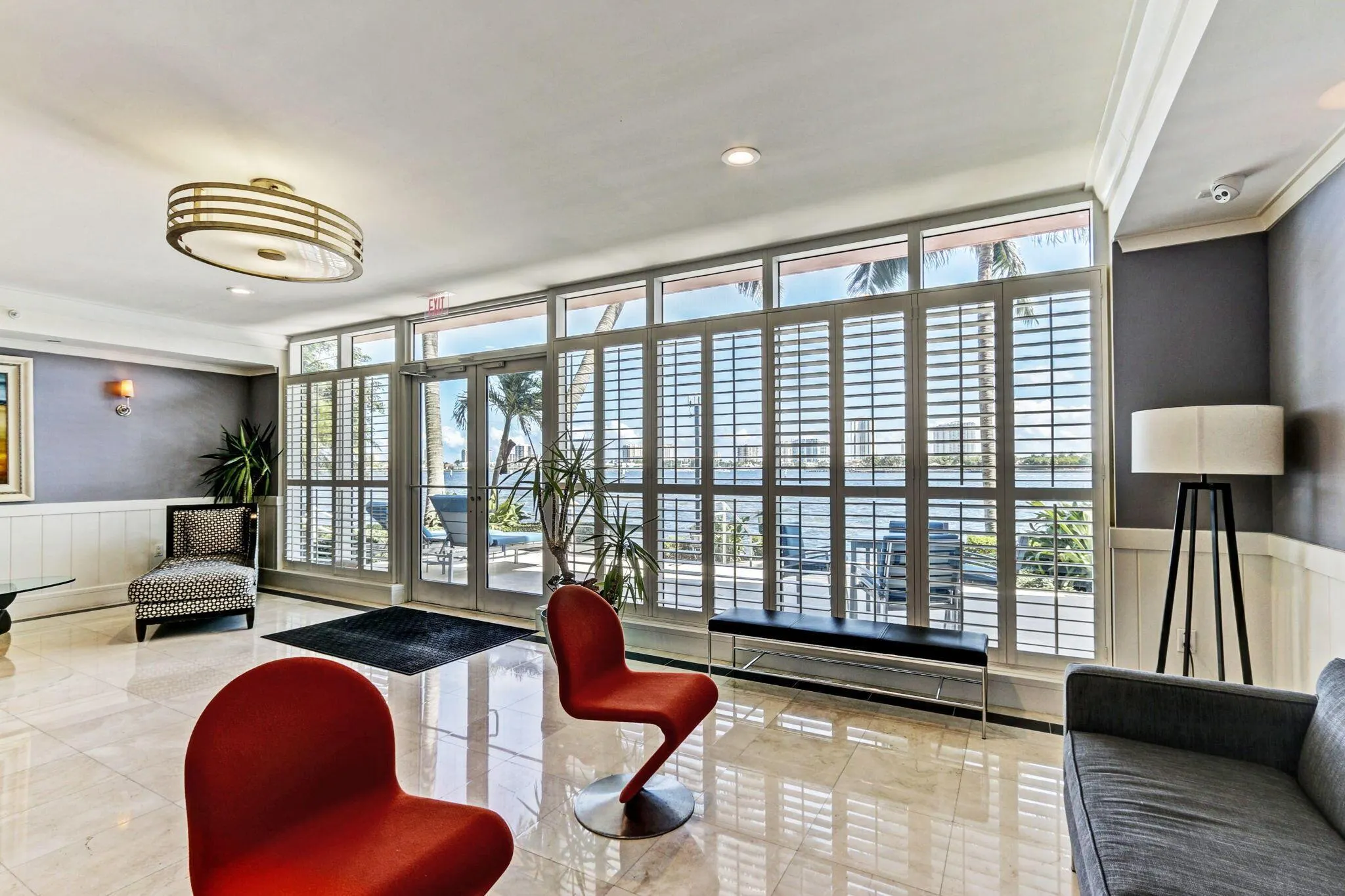 2640 Lake Shore Drive, #1710