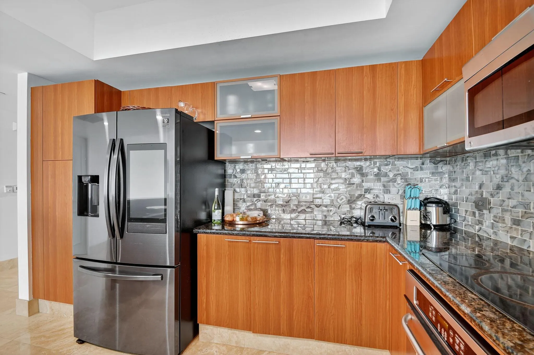 2640 Lake Shore Drive, #1710
