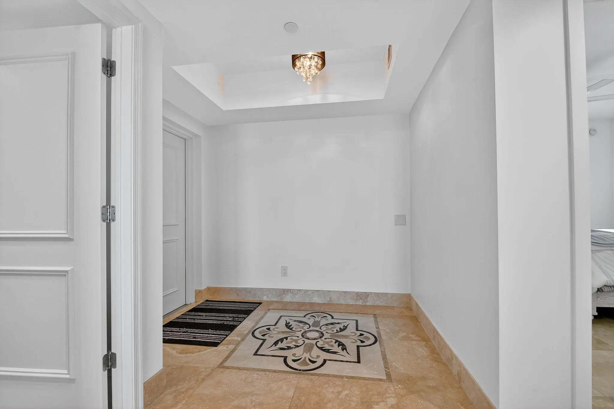 2640 Lake Shore Drive, #1710