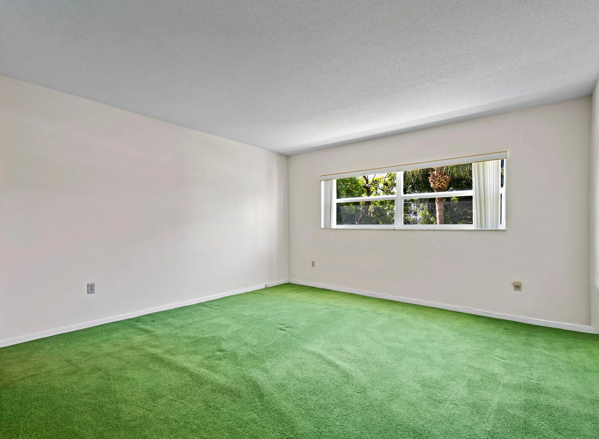 200 E Royal Palm Road, #2110