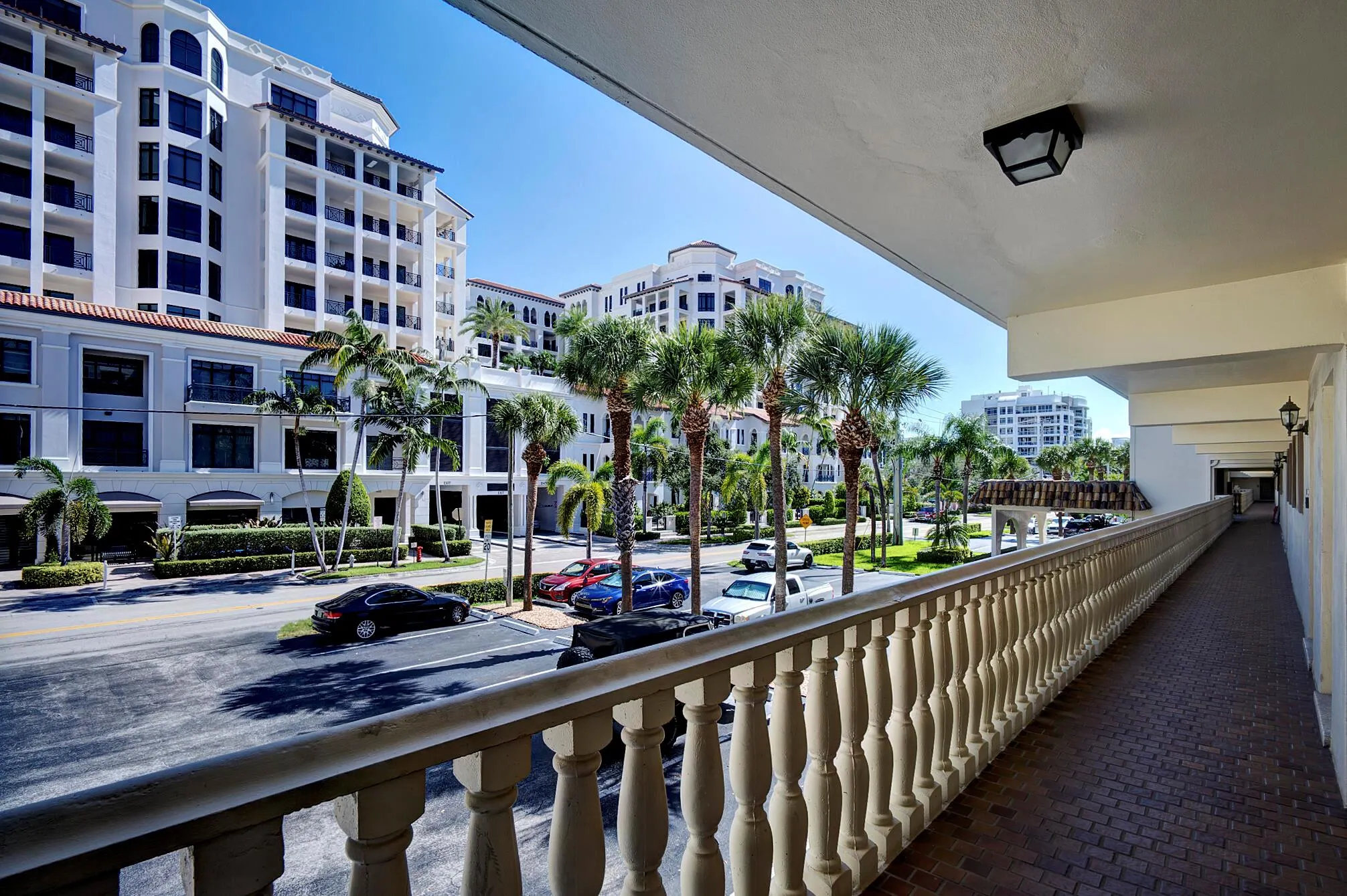 200 E Royal Palm Road, #2110