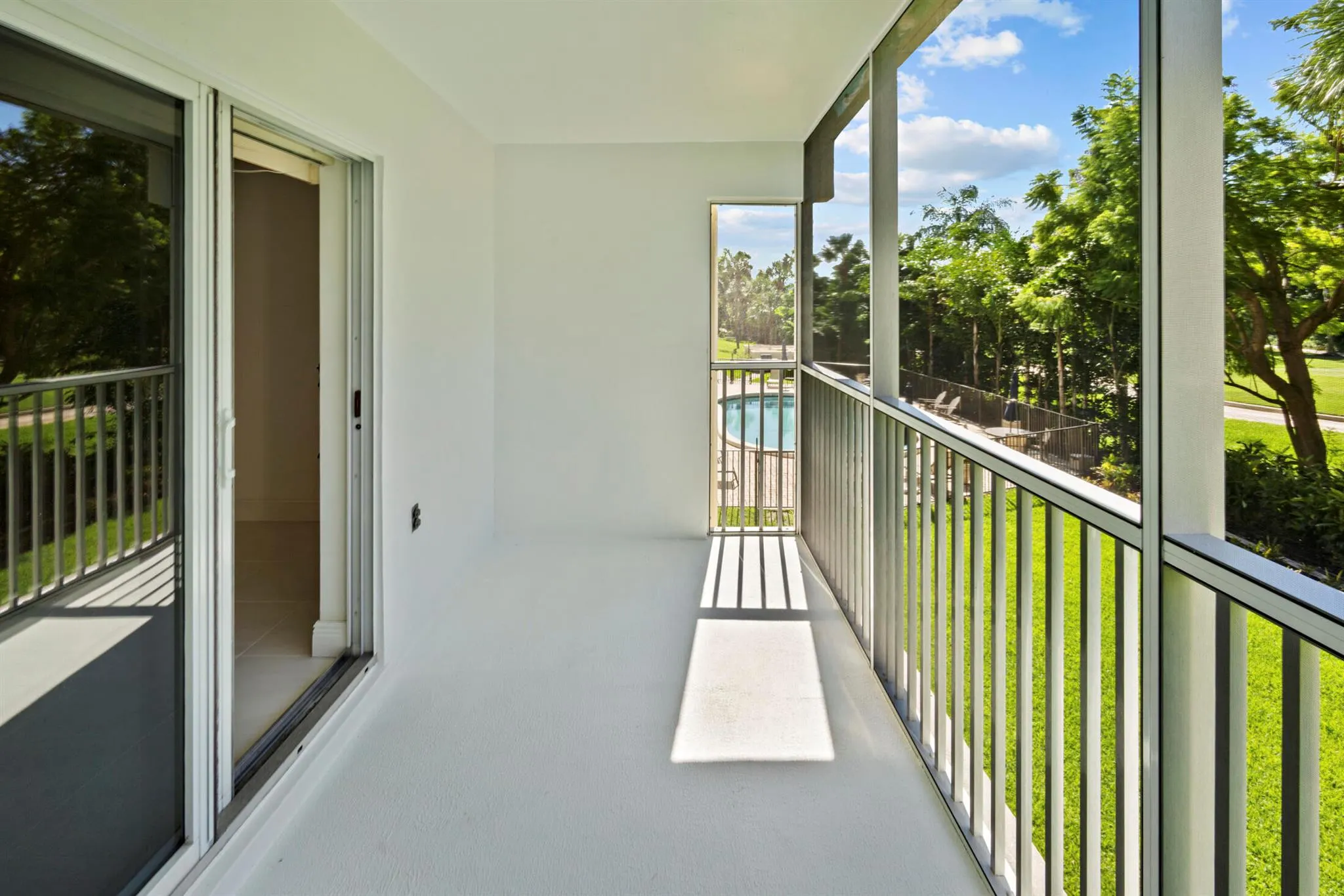 200 E Royal Palm Road, #2110