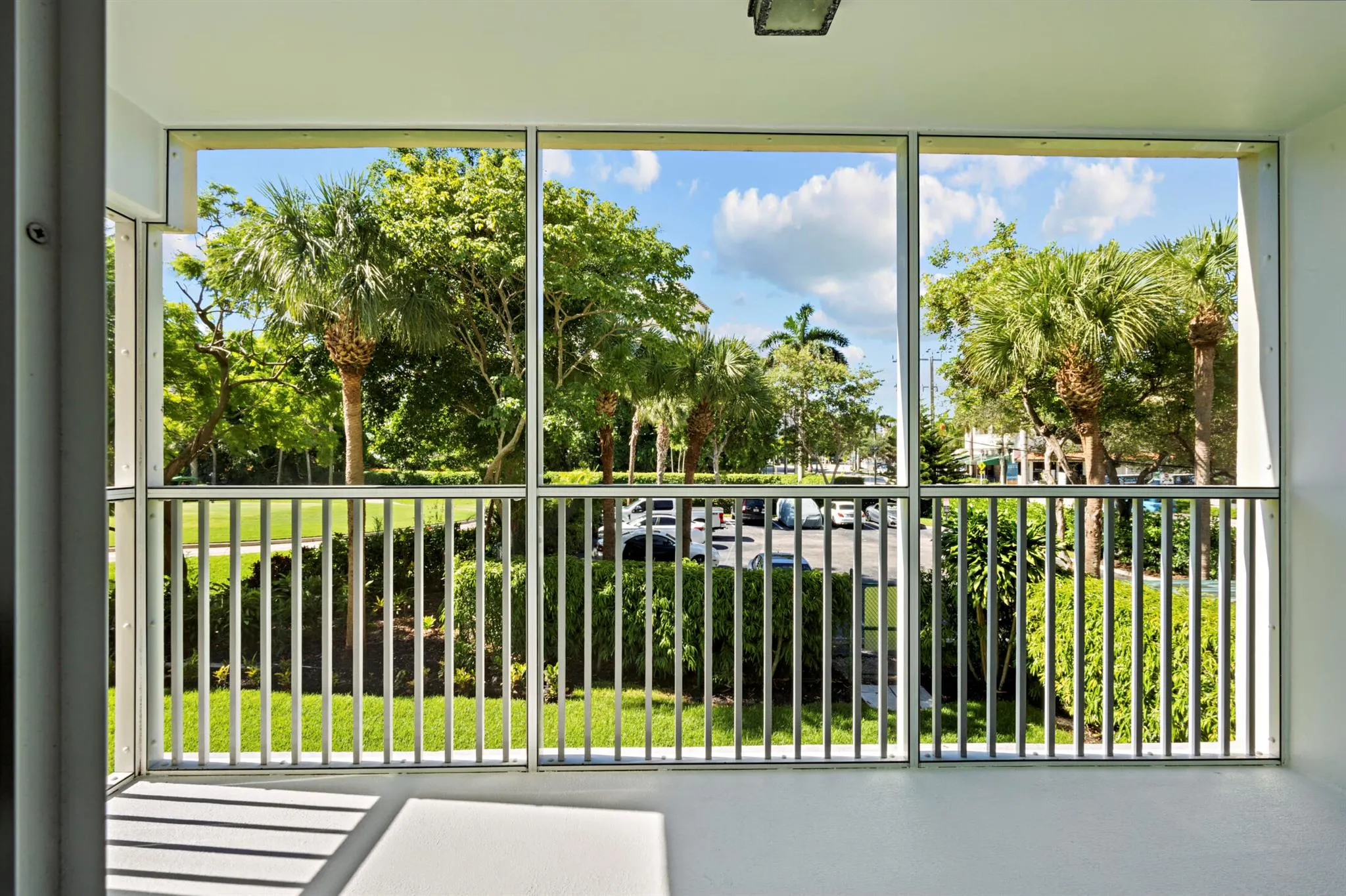 200 E Royal Palm Road, #2110