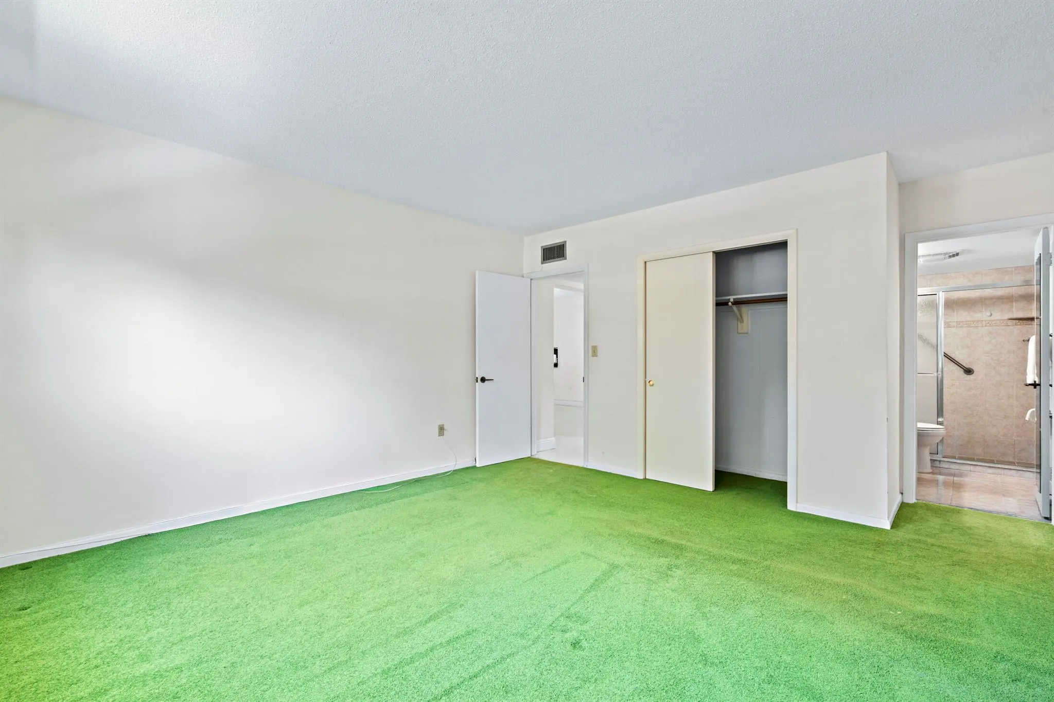200 E Royal Palm Road, #2110