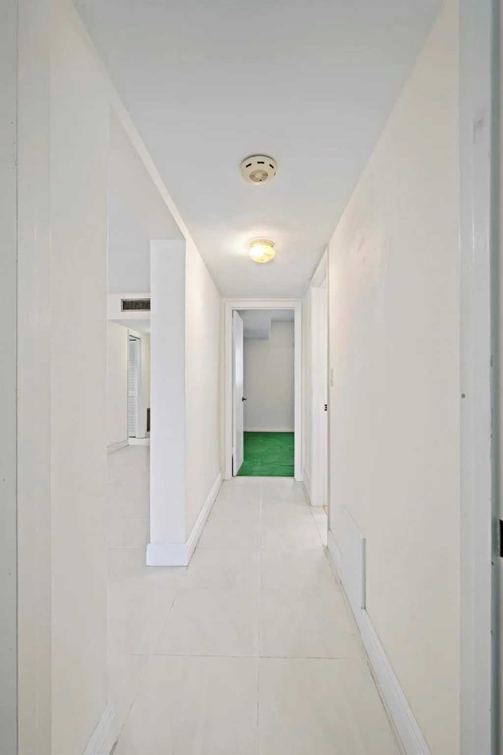 200 E Royal Palm Road, #2110