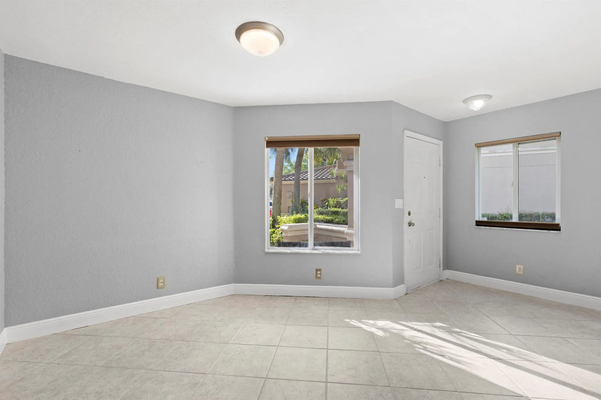 4872 Pinemore Lane