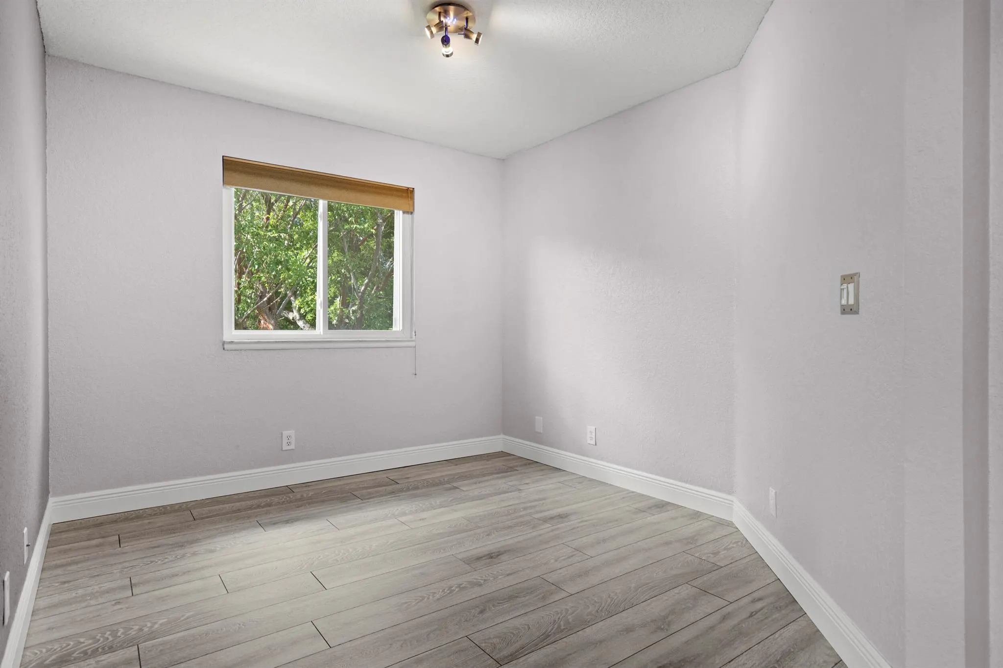 4872 Pinemore Lane