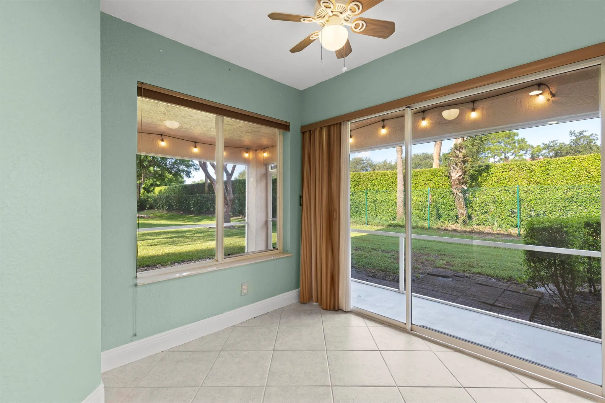 4872 Pinemore Lane