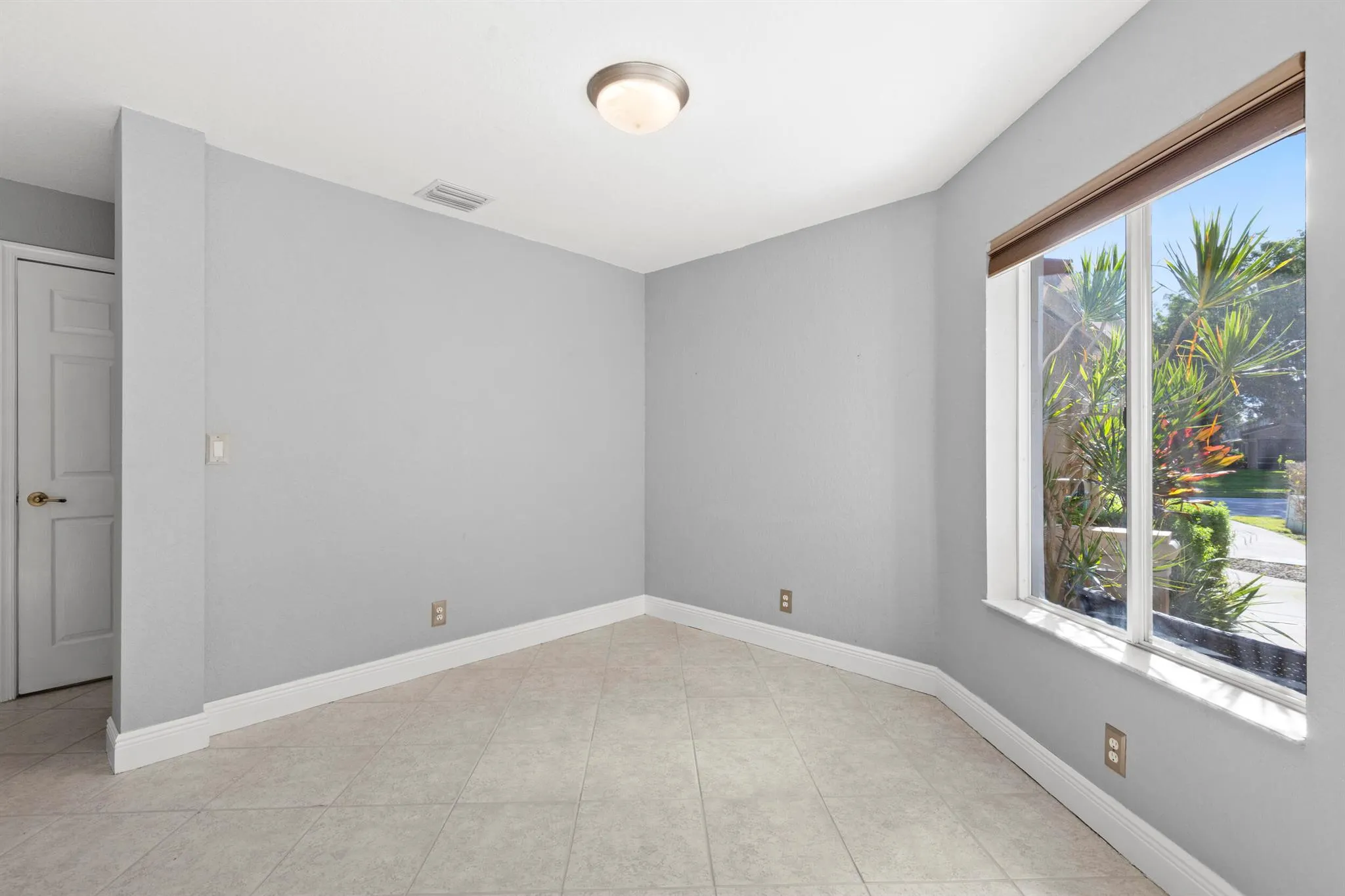 4872 Pinemore Lane