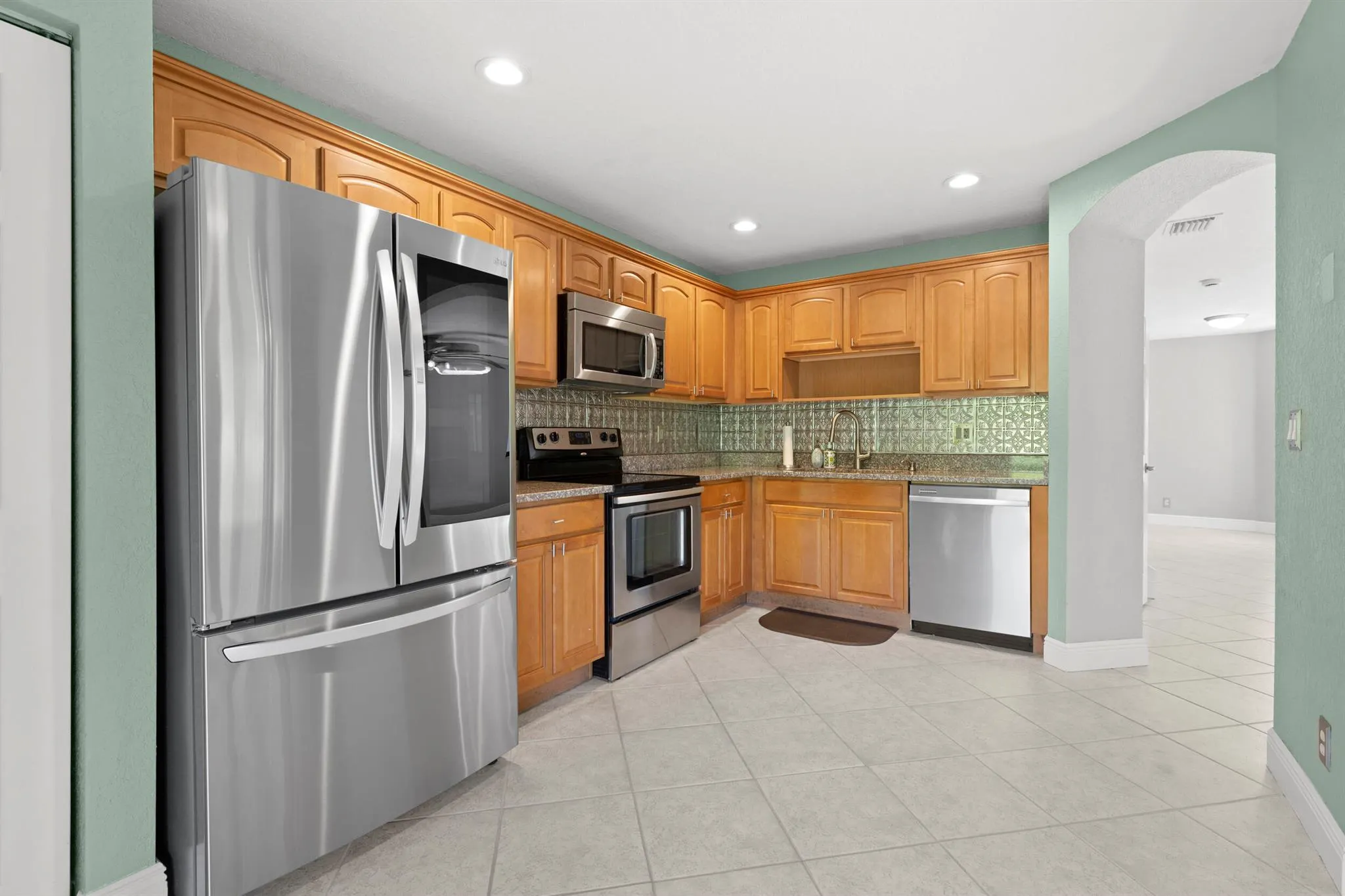 4872 Pinemore Lane
