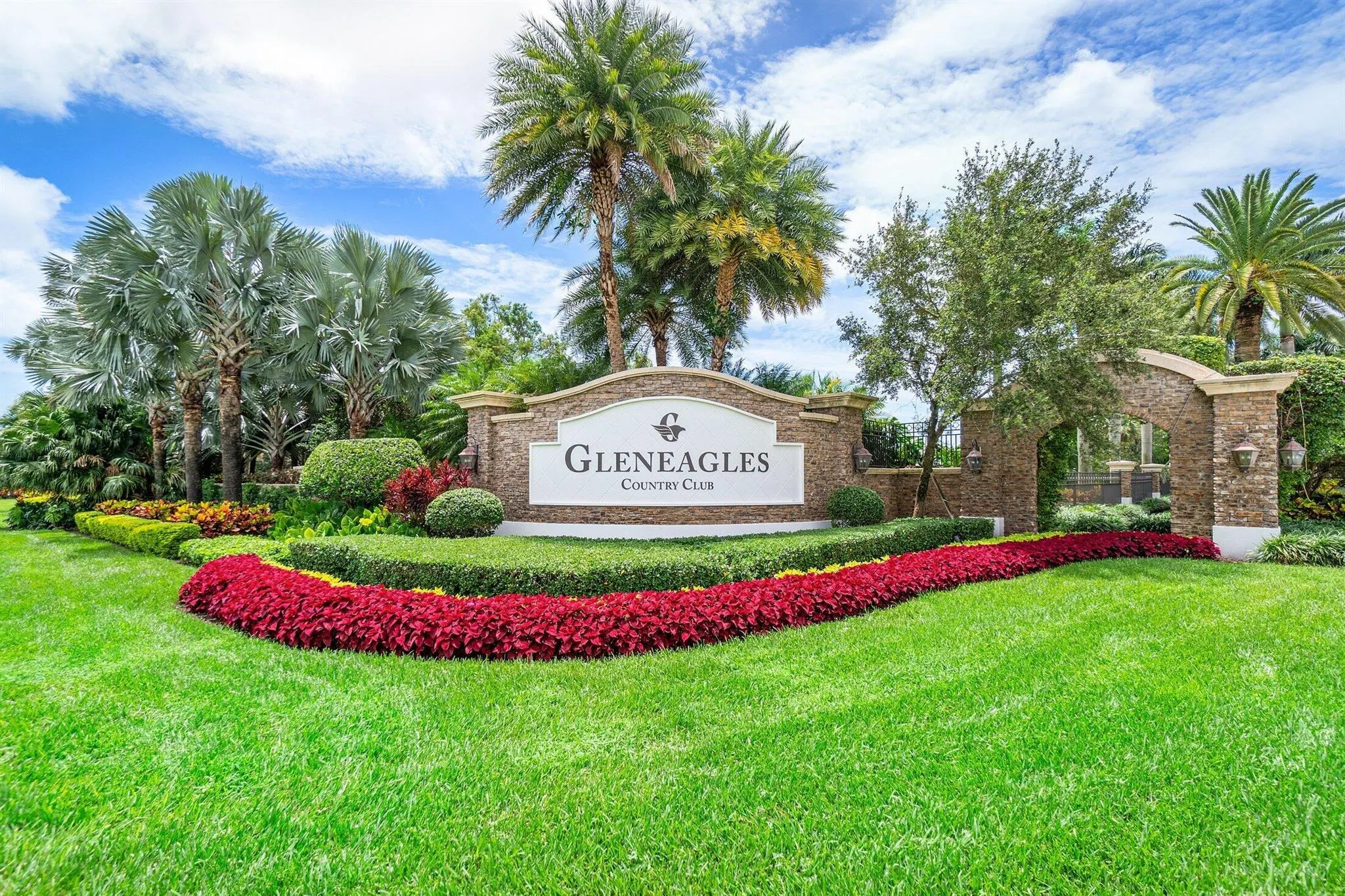 7320 Clunie Place, #13905