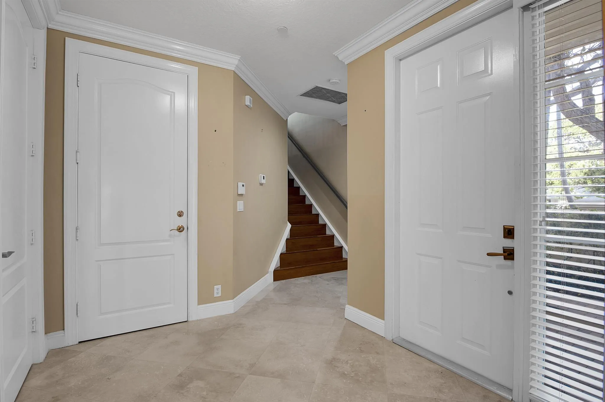 668 NE Francesca Lane