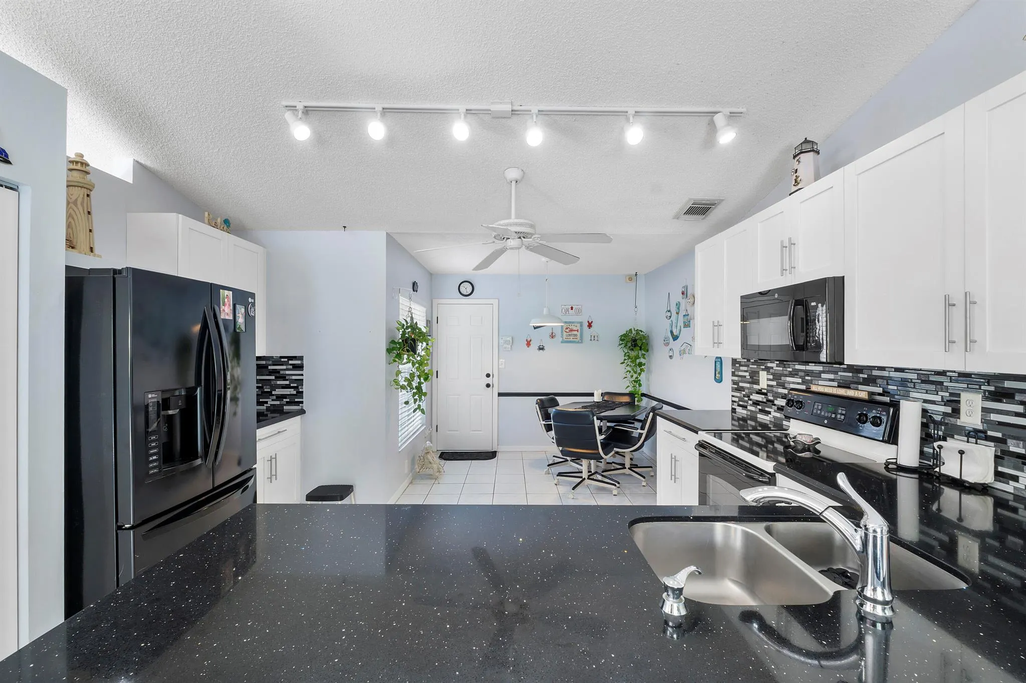 6164 NW 45th Terrace