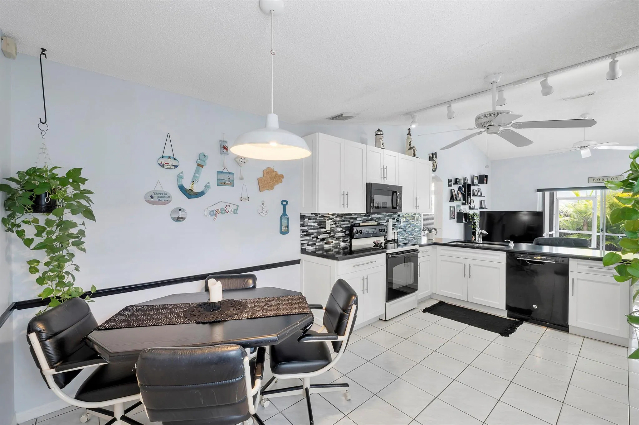 6164 NW 45th Terrace