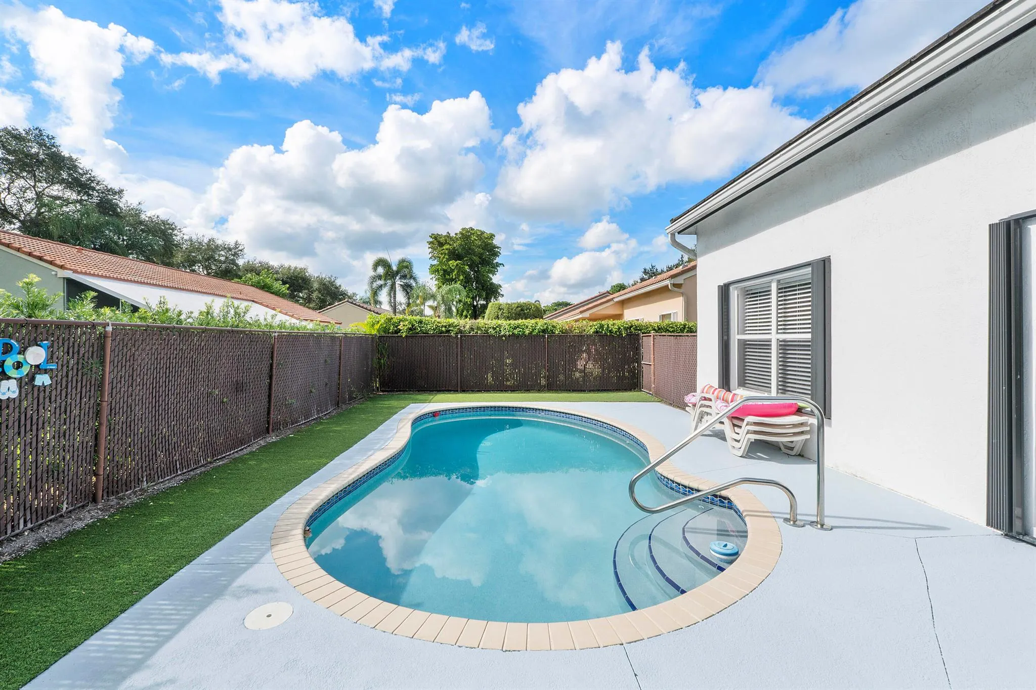 6164 NW 45th Terrace