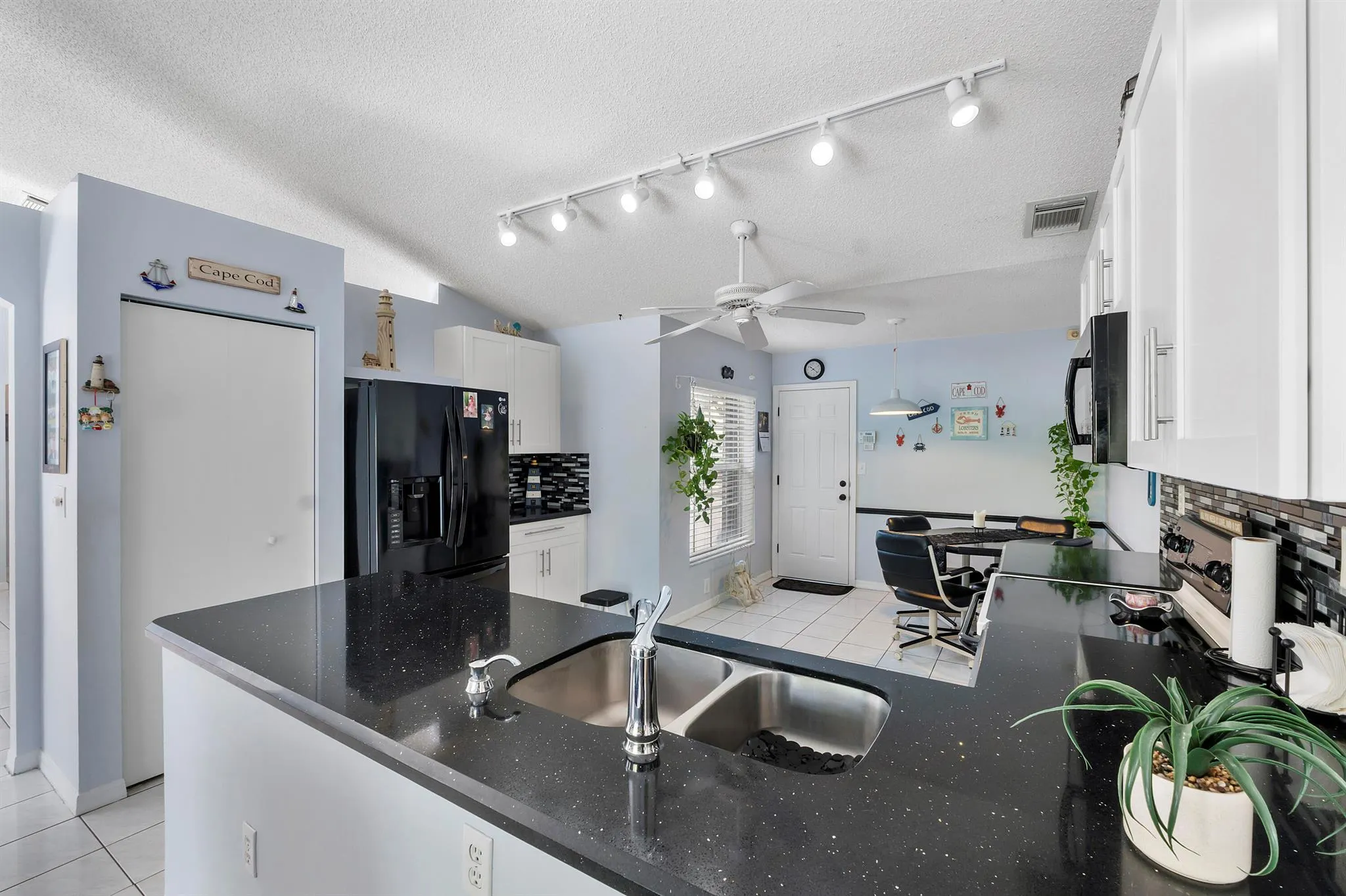 6164 NW 45th Terrace