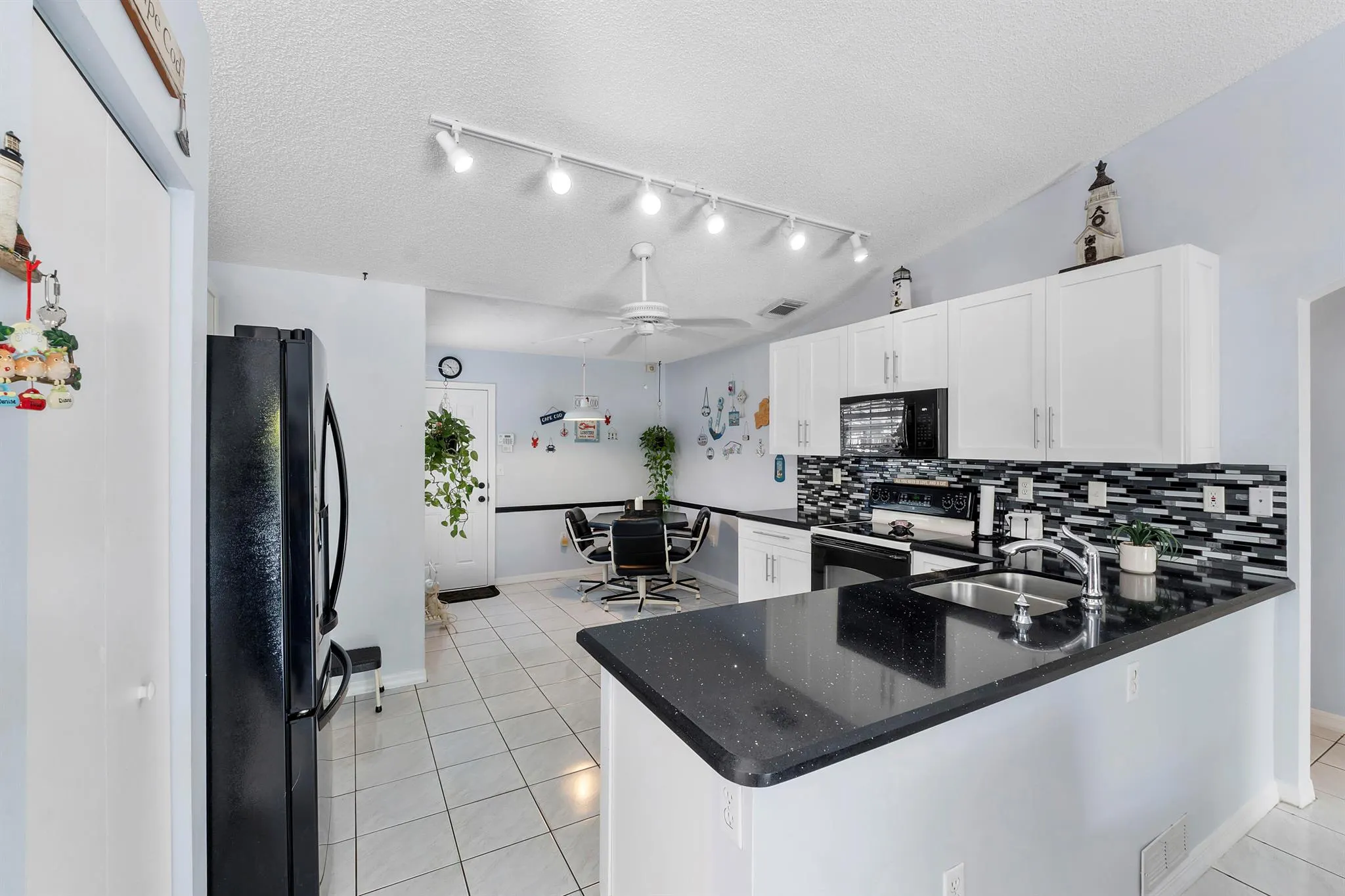 6164 NW 45th Terrace
