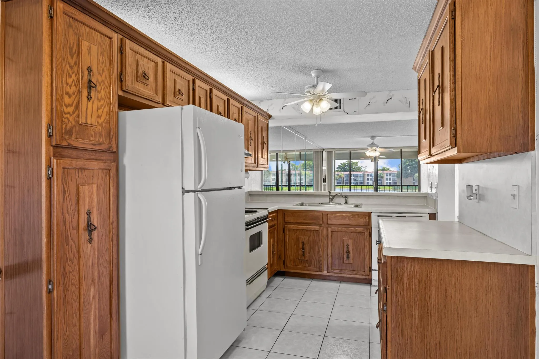 6014 Coral Lake Drive, #202