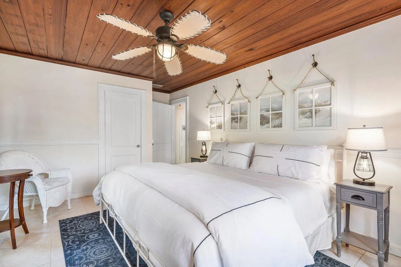 102 SE 7th Avenue, #Villa 1