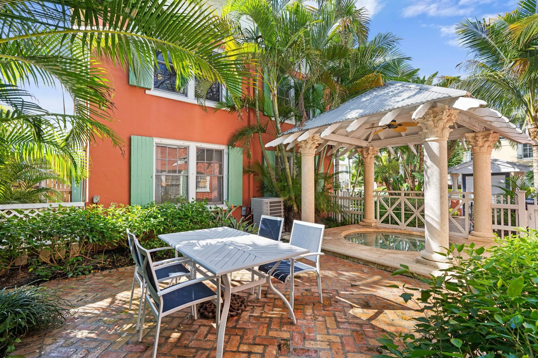 102 SE 7th Avenue, #Villa 1
