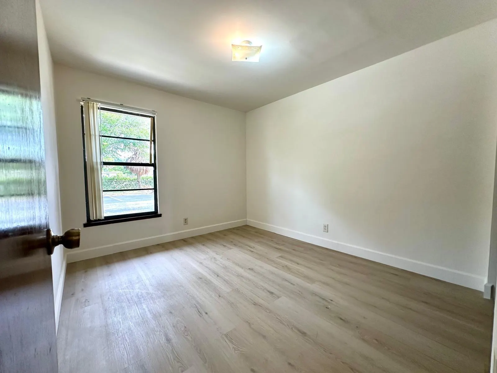 1244 N Haverhill Road, #4
